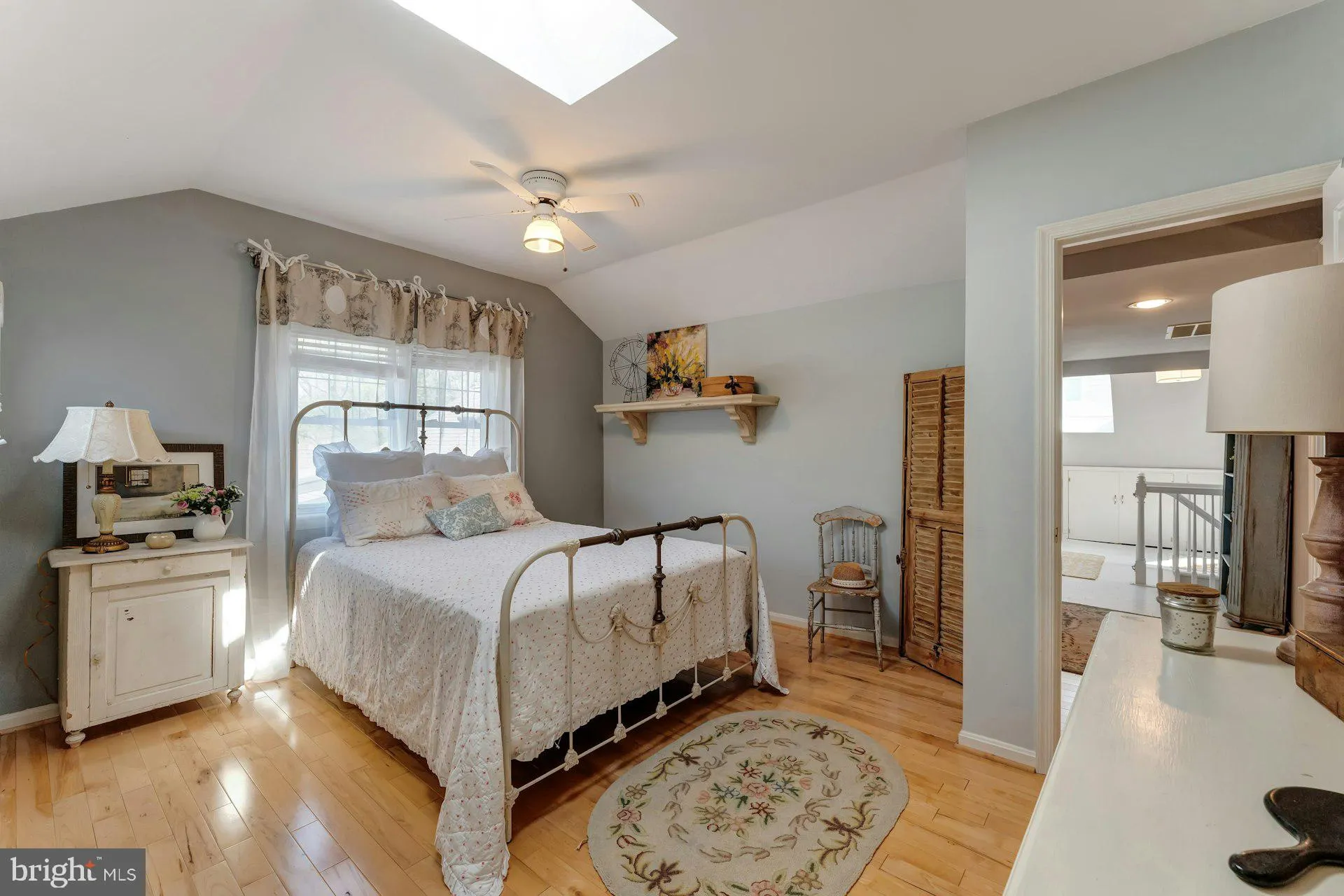 Vienna, Virginia 22181, United States, 5 Bedrooms Bedrooms, ,5 BathroomsBathrooms,Residential,Active,117031