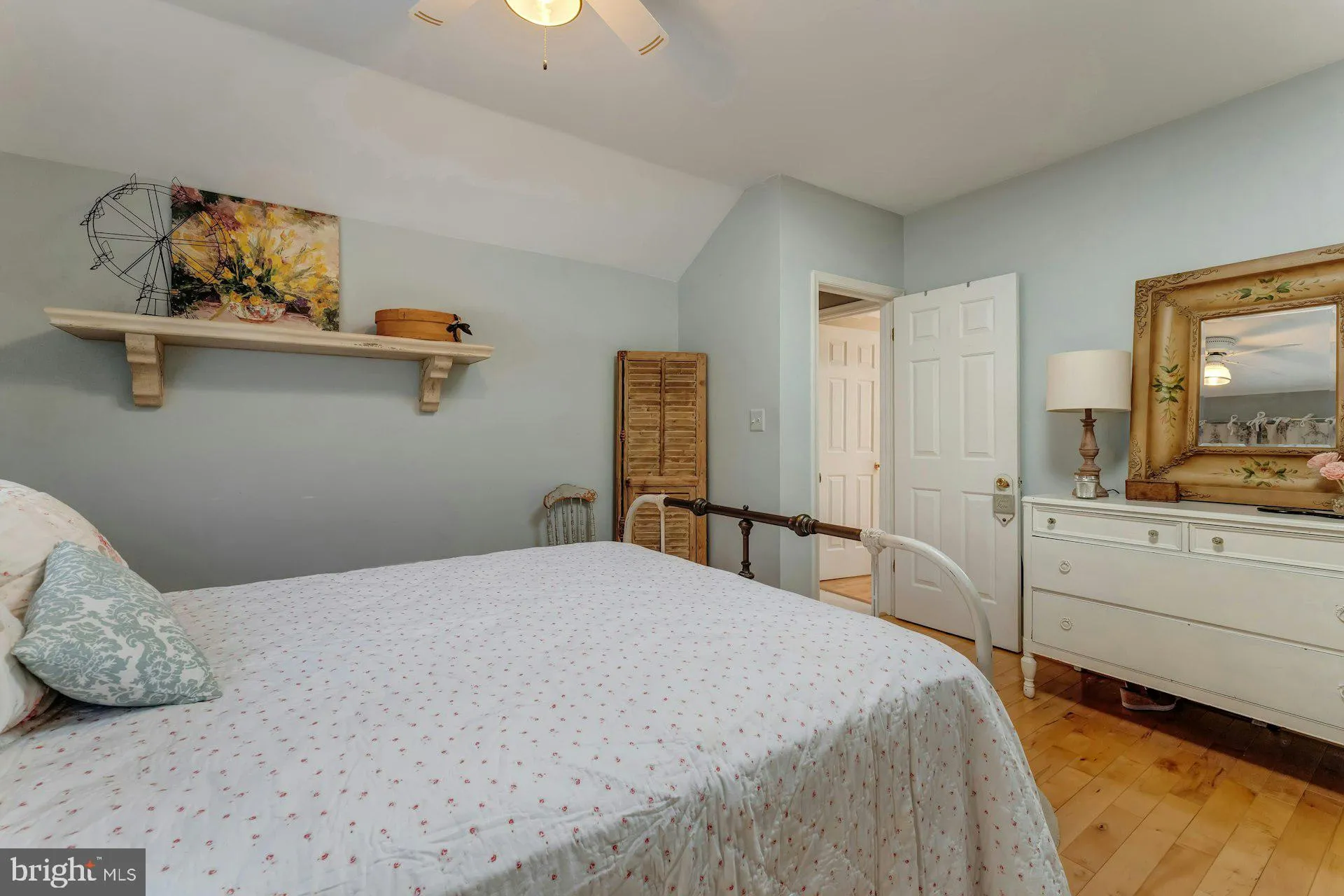 Vienna, Virginia 22181, United States, 5 Bedrooms Bedrooms, ,5 BathroomsBathrooms,Residential,Active,117031