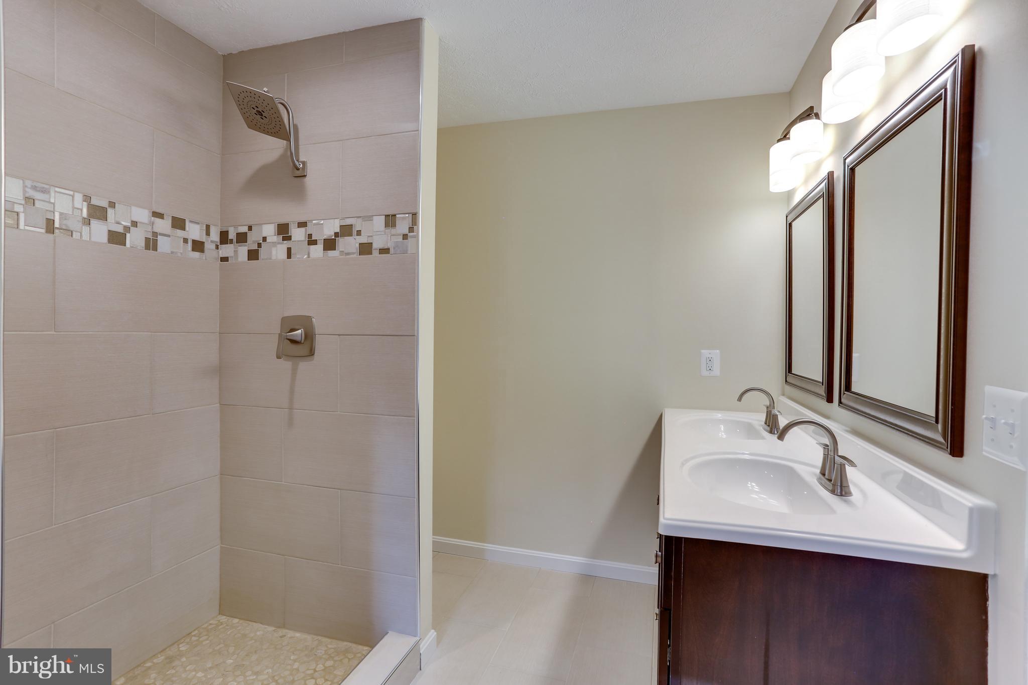 WOODVILLE ESTATES - Residential