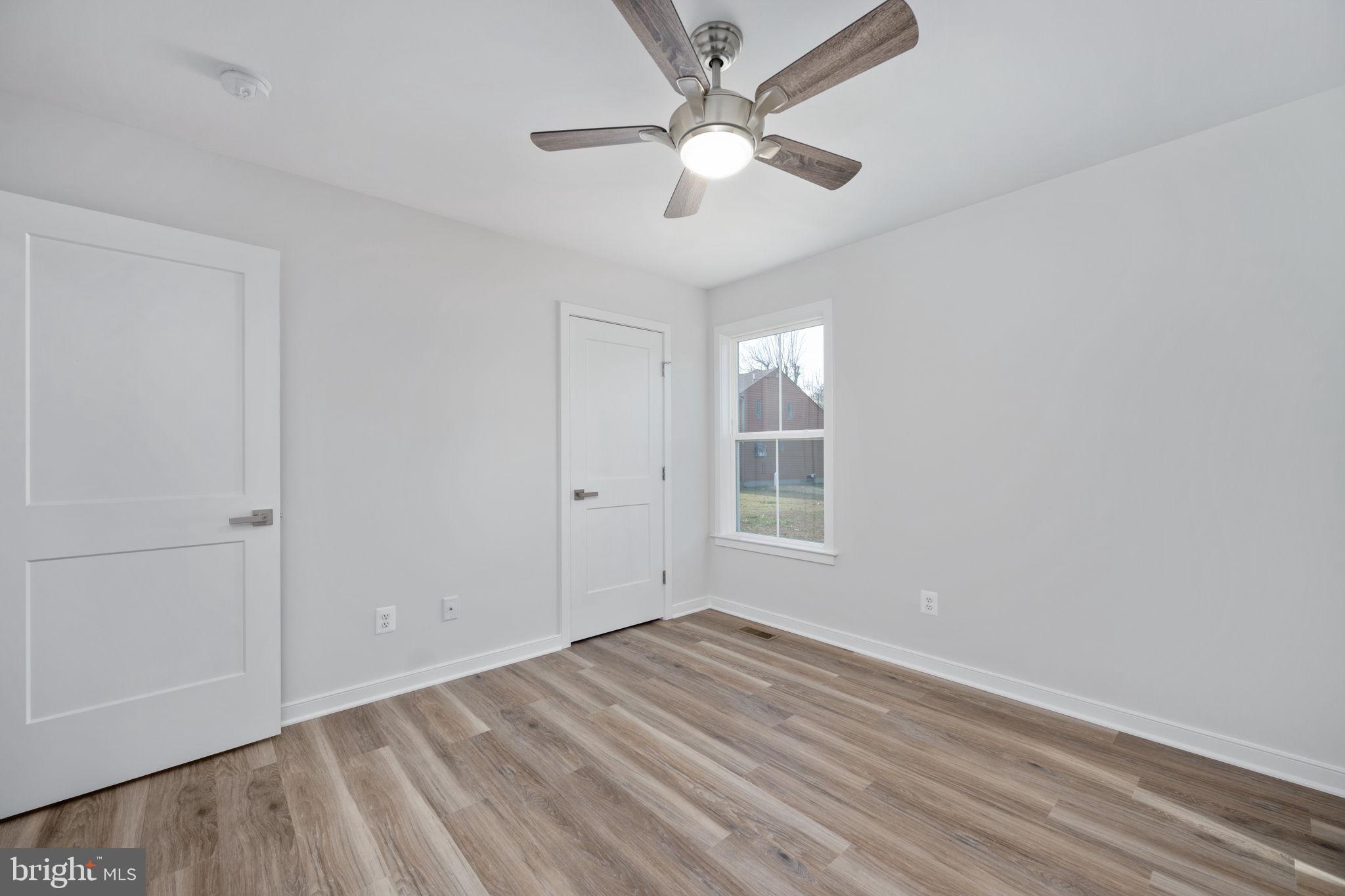 WESTMORELAND SHORES - Residential