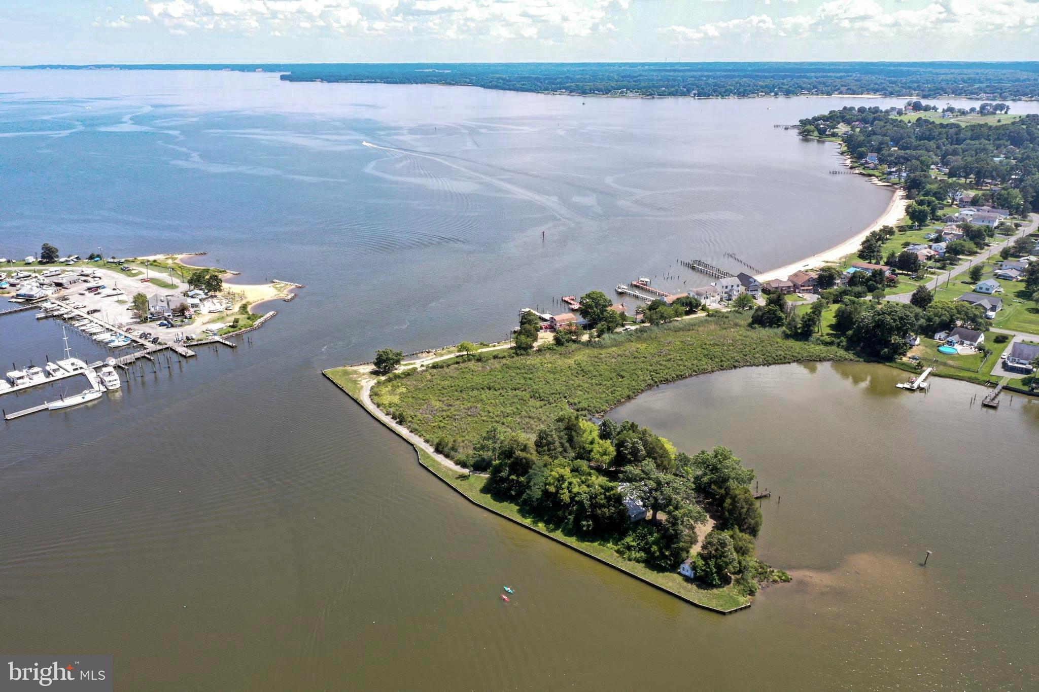 WESTMORELAND SHORES - Residential