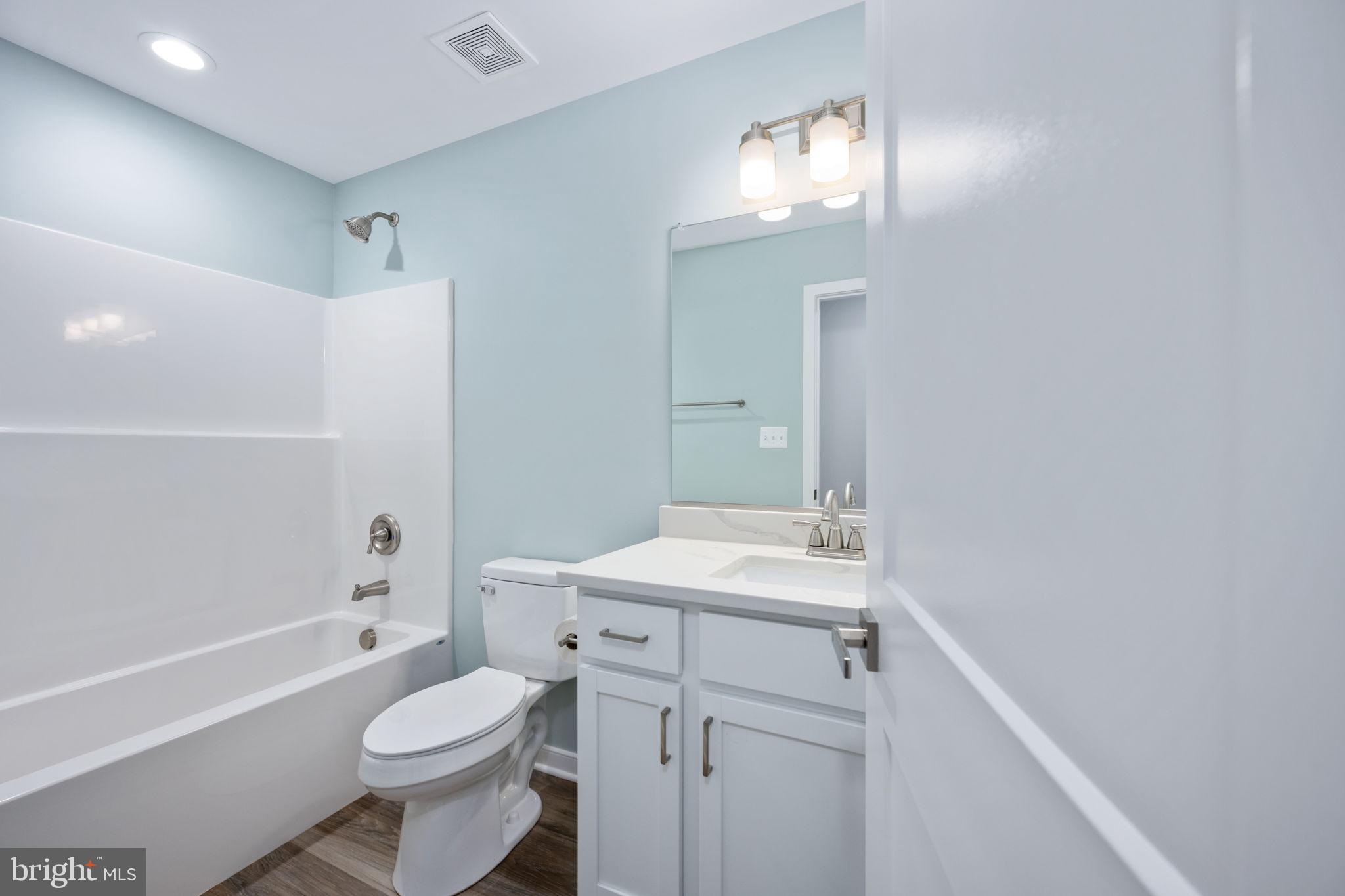 WESTMORELAND SHORES - Residential