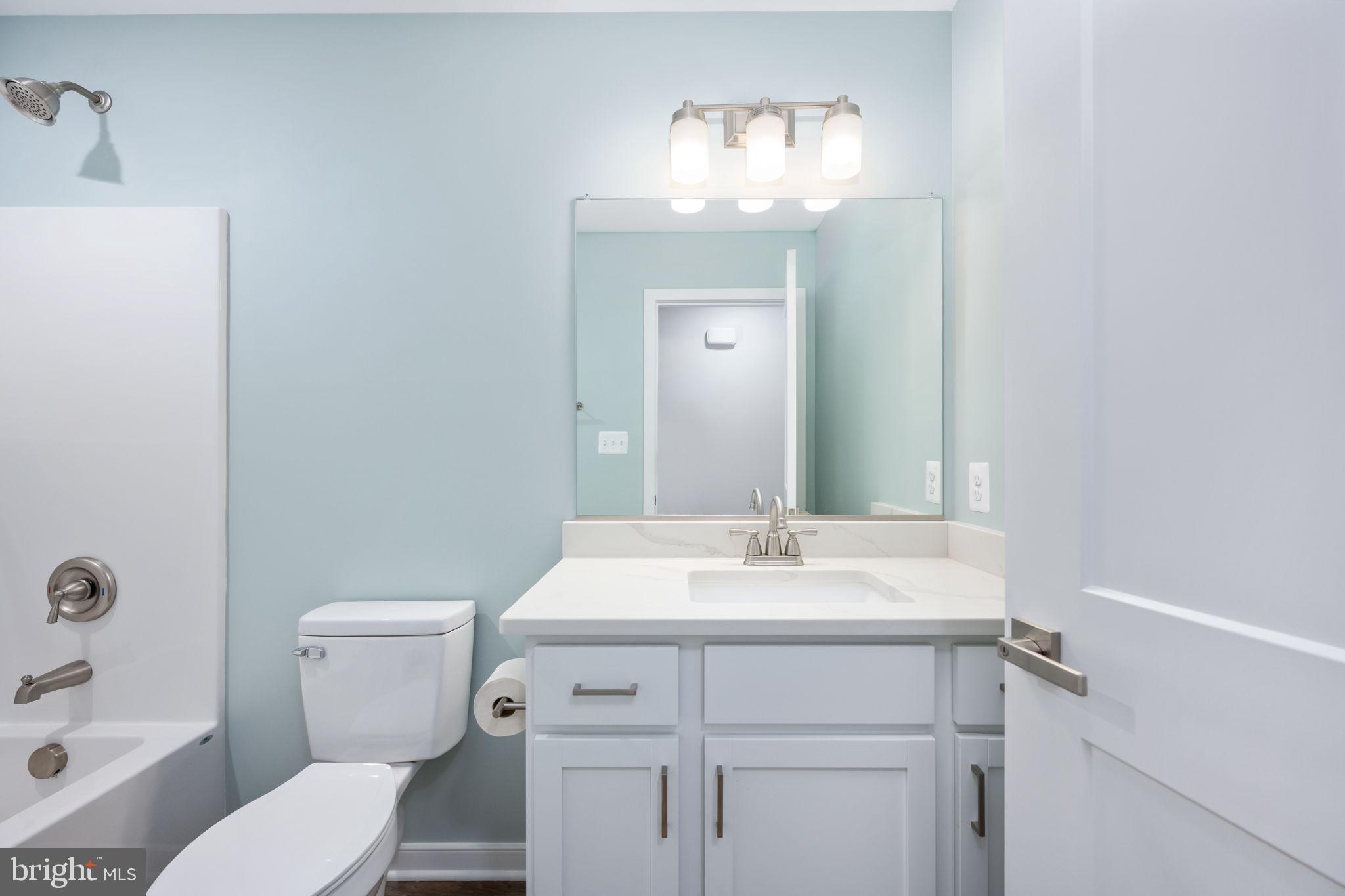 WESTMORELAND SHORES - Residential