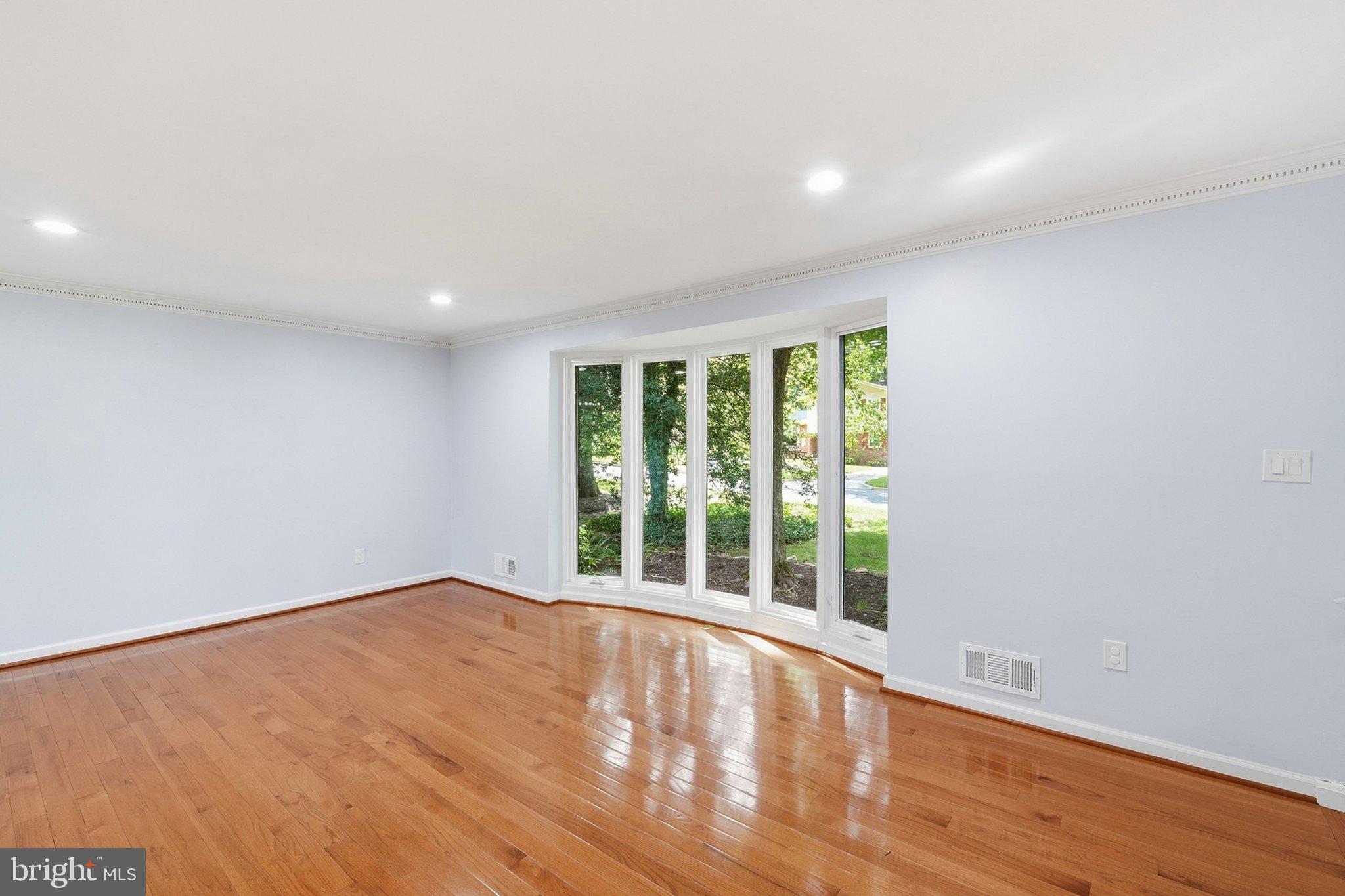 3803 TALL OAK COURT
