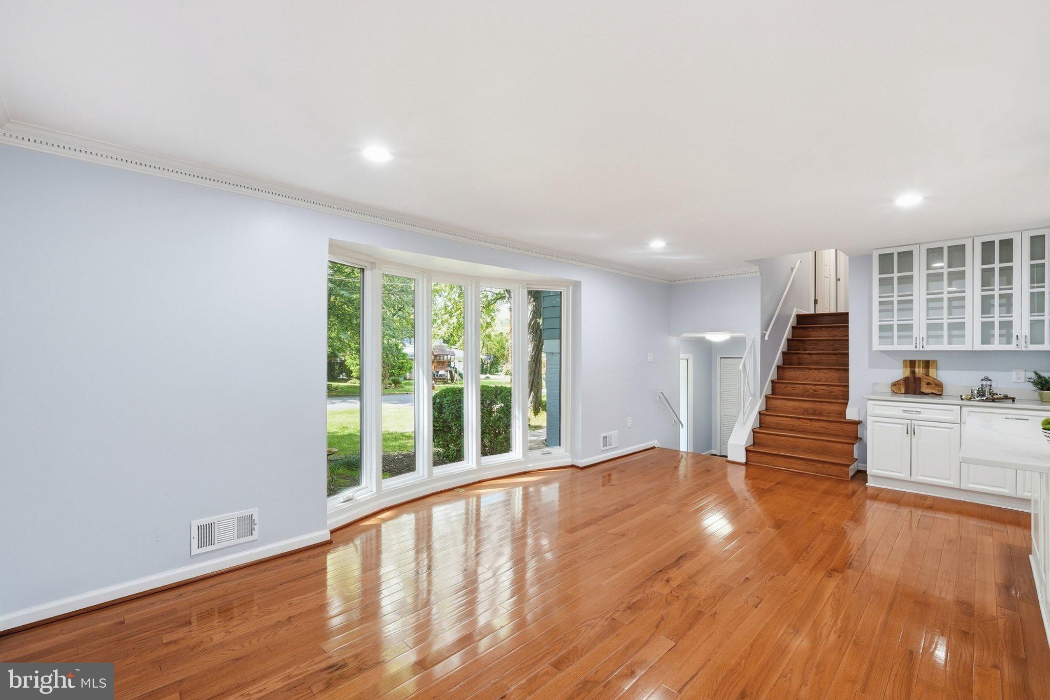 3803 TALL OAK COURT