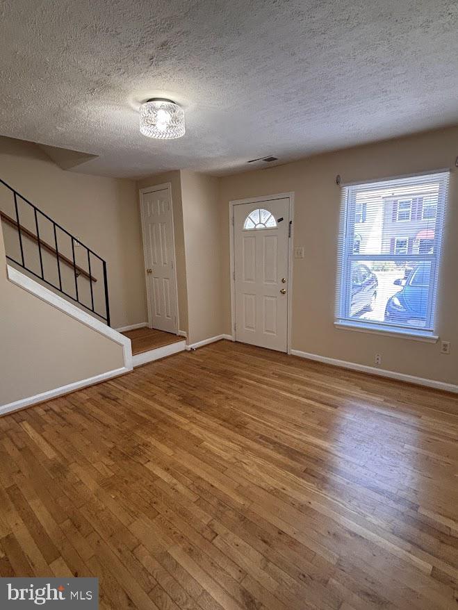 313 AVON COURT