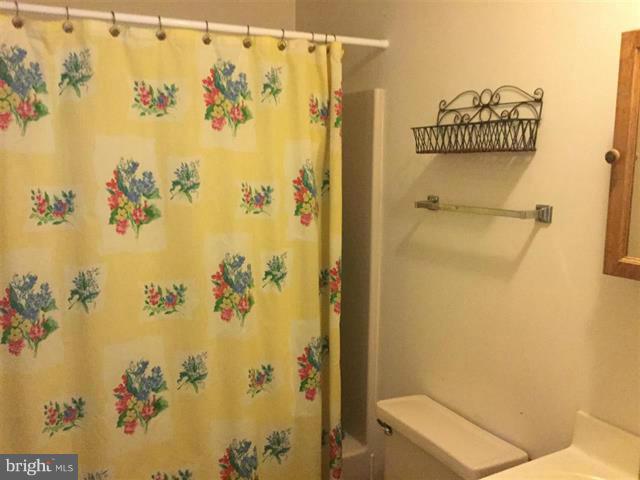 PINECREST - Residential