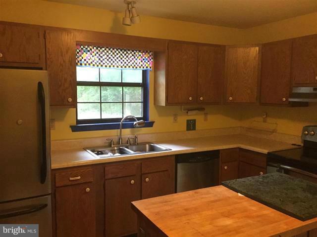 PINECREST - Residential