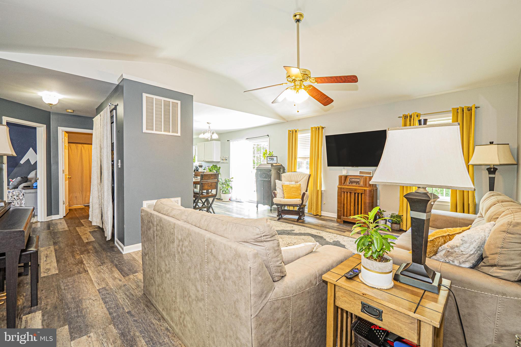 WOODBRIER MANOR - Residential