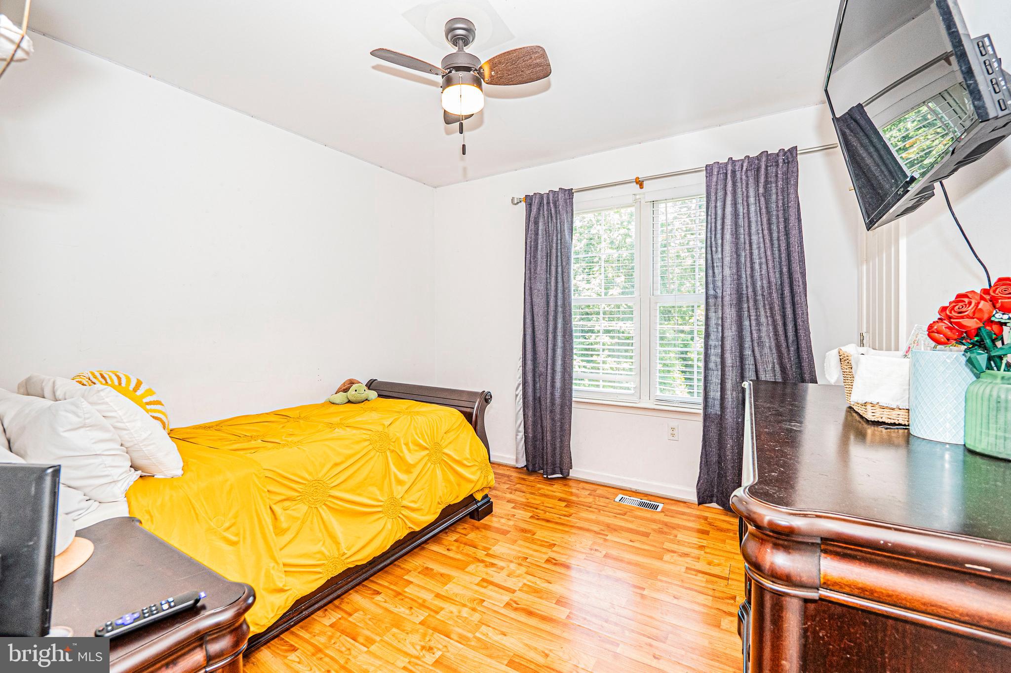 WOODBRIER MANOR - Residential