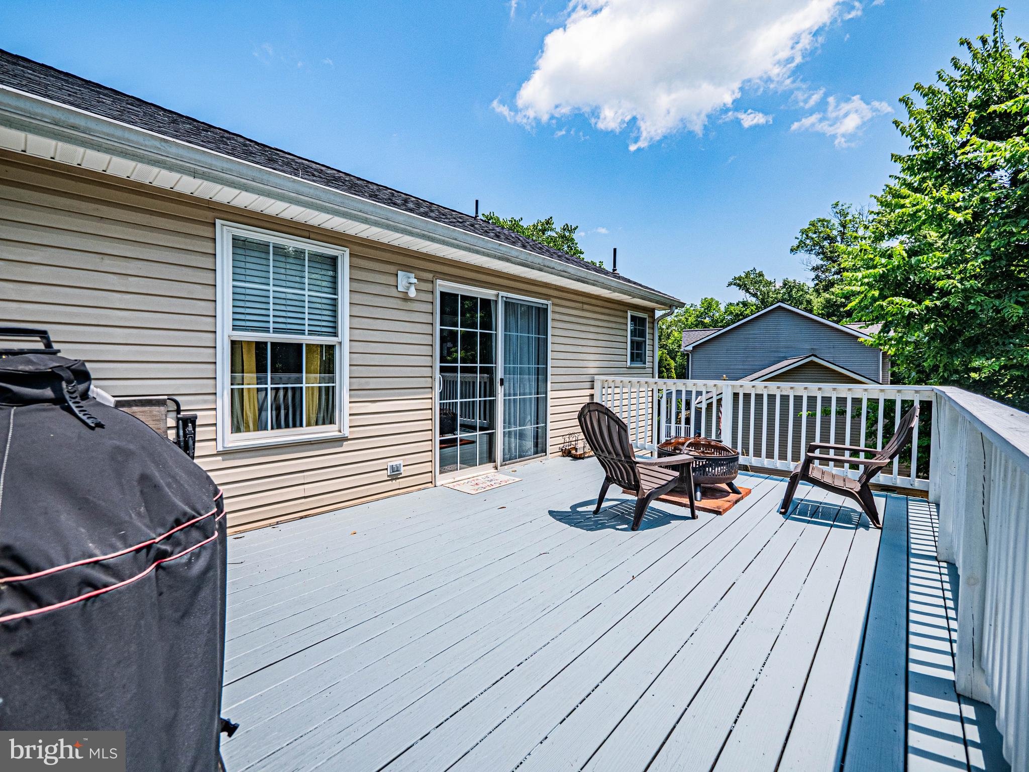 WOODBRIER MANOR - Residential