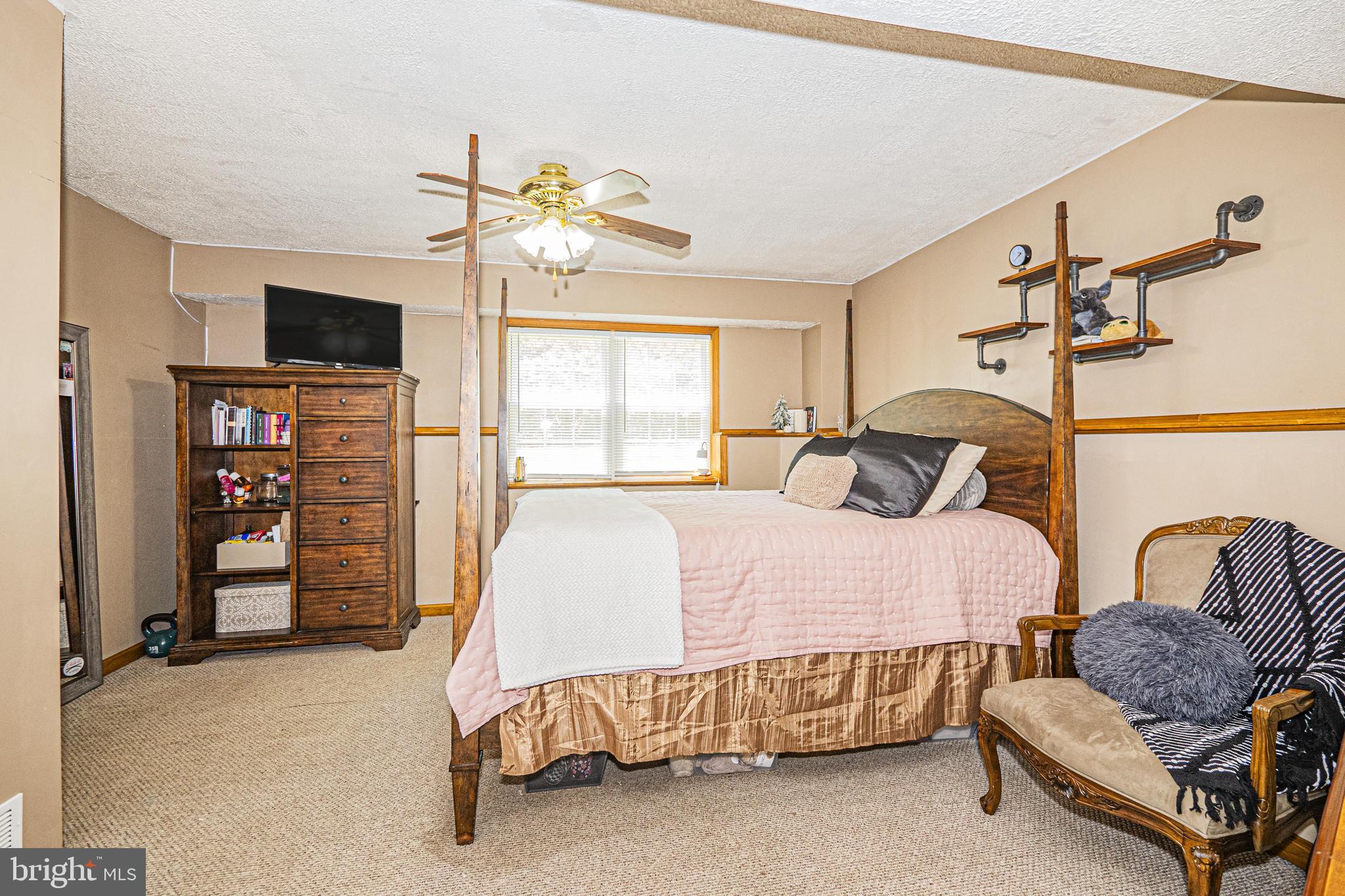 WOODBRIER MANOR - Residential