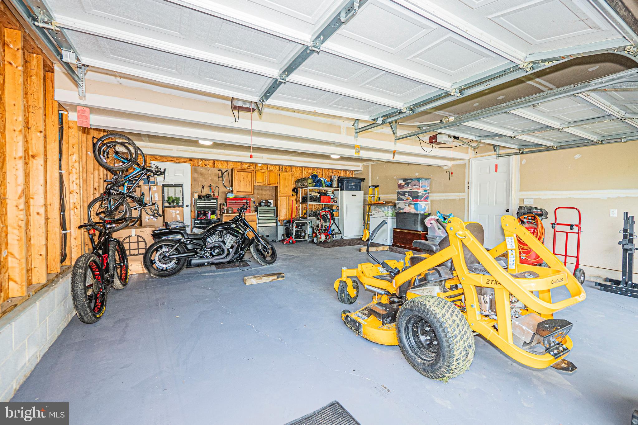 WOODBRIER MANOR - Residential