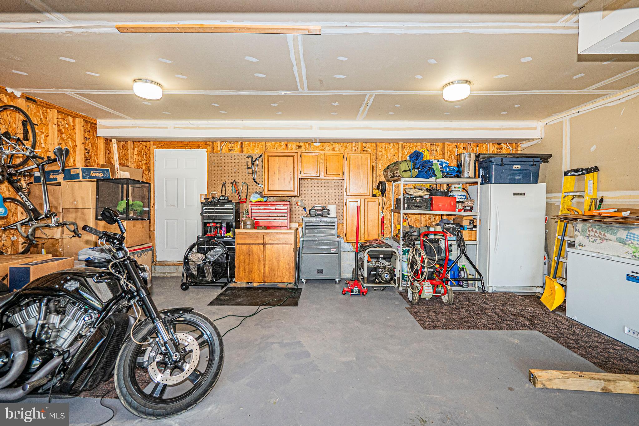 WOODBRIER MANOR - Residential