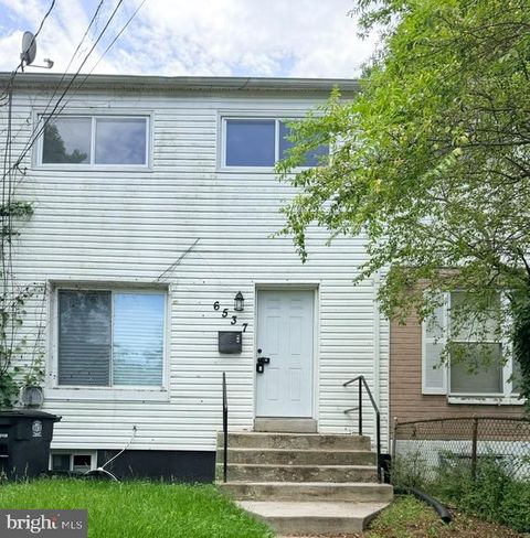 Townhouse For Sale - 6537 Columbia Terrace<br/> Prince Georges County, LANDOVER, MD 20785