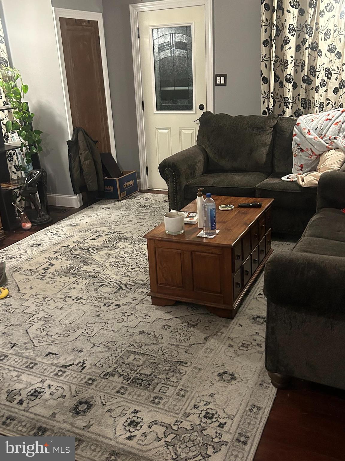 UPLAND VIL - Residential