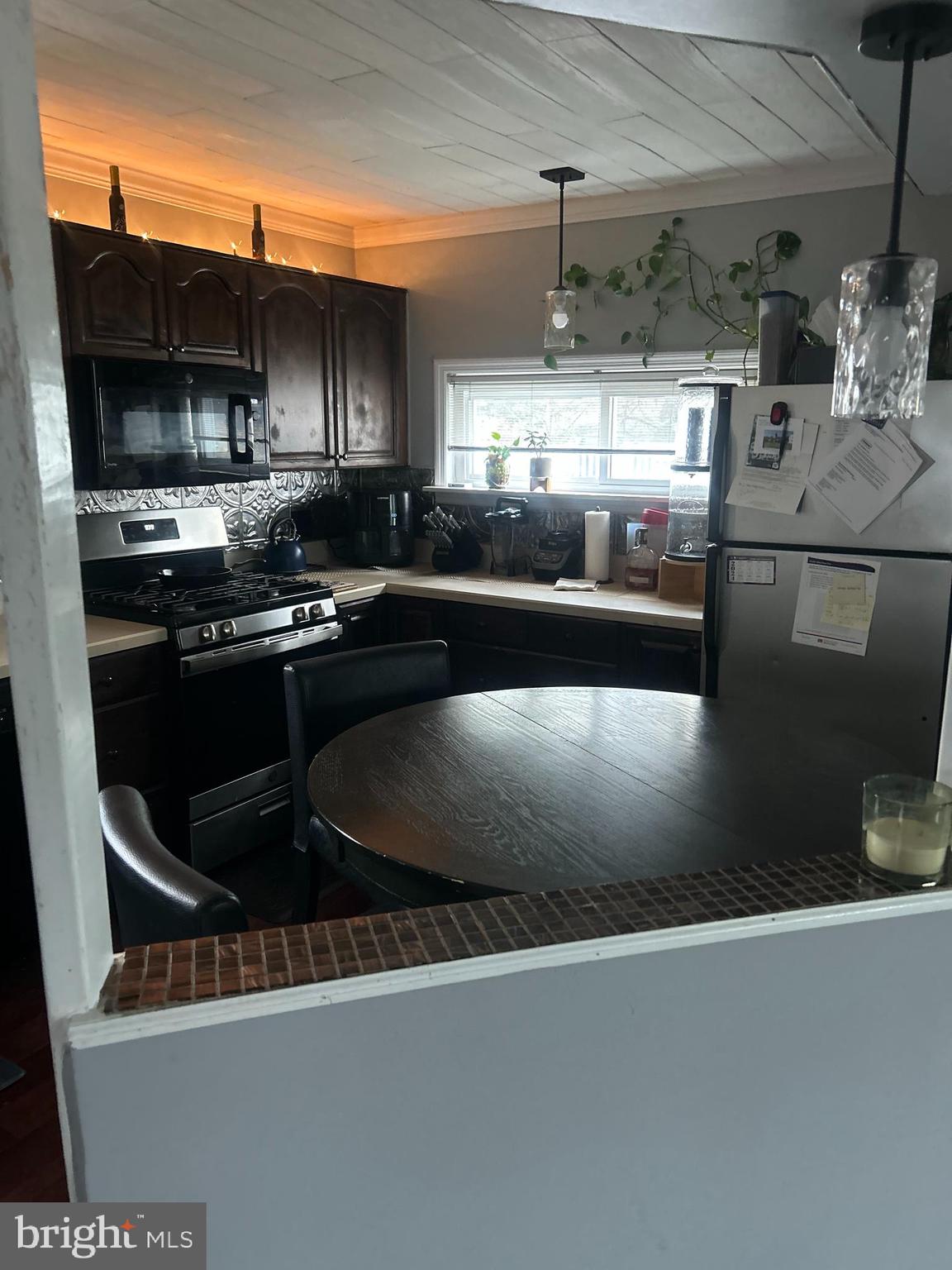 UPLAND VIL - Residential