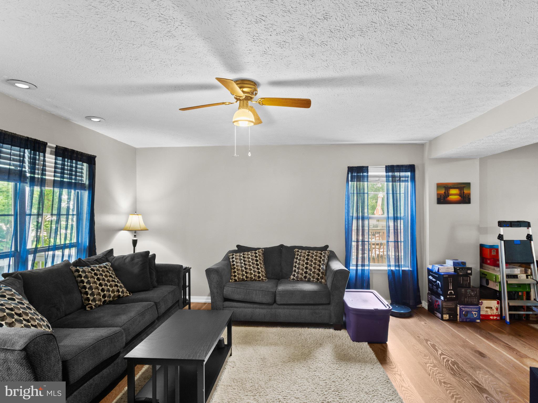 3413 HALIFAX COURT