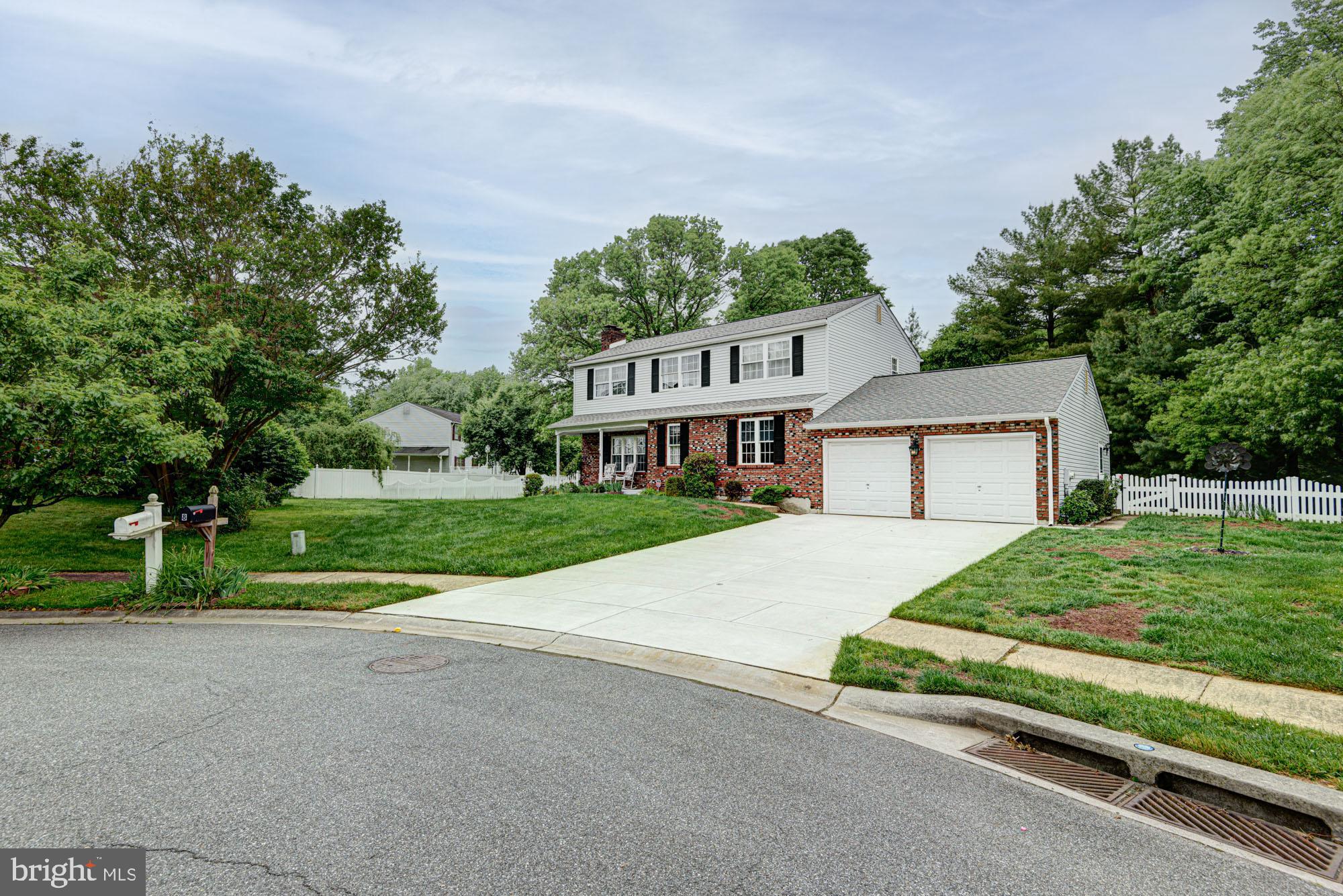 8 RISA COURT