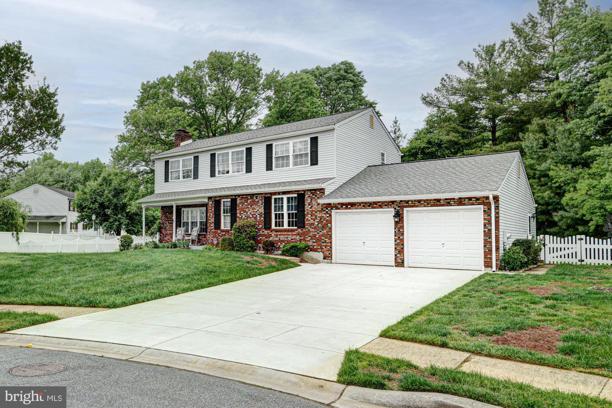 8 RISA COURT