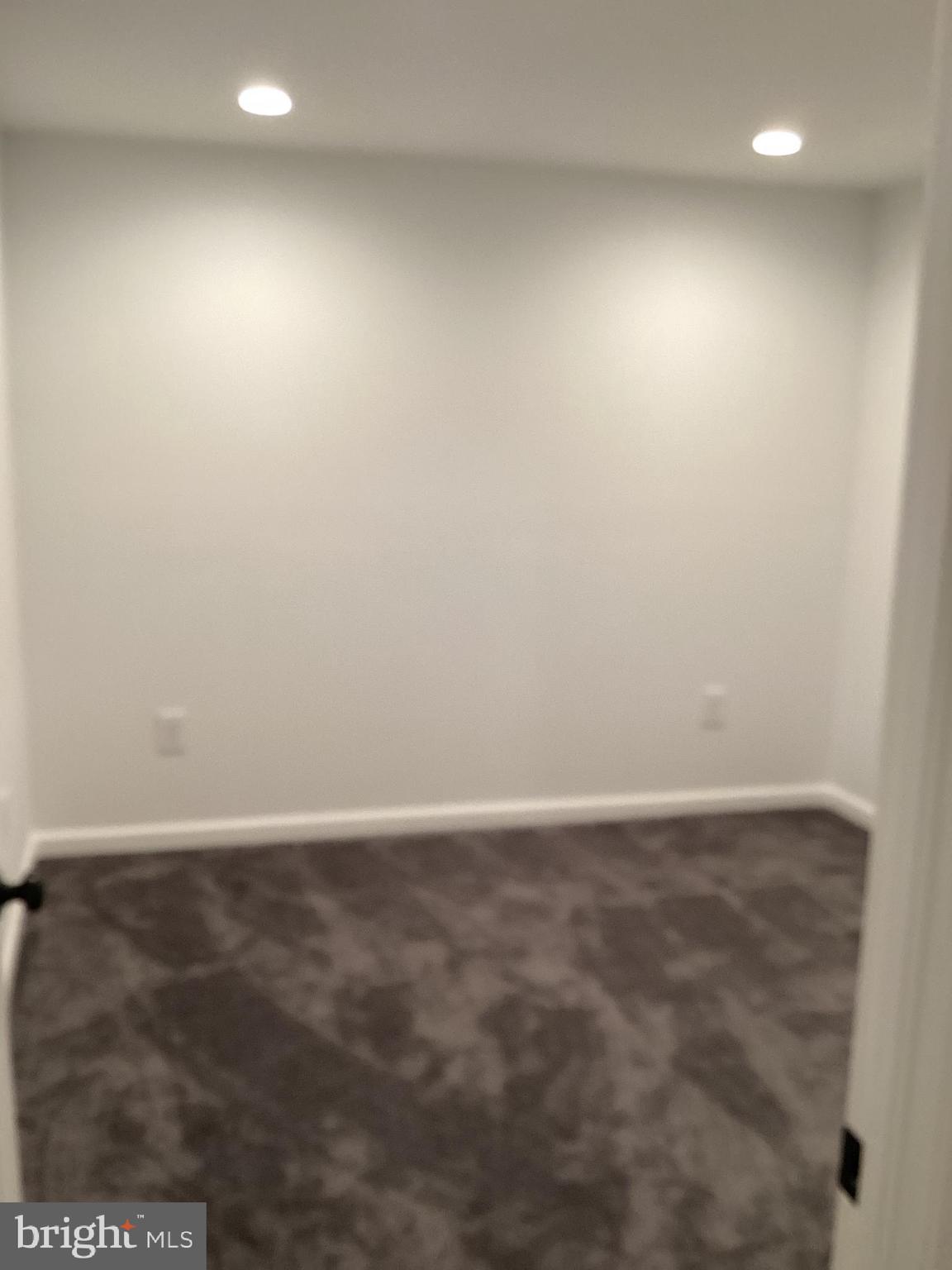 MONTCLAIR - Residential