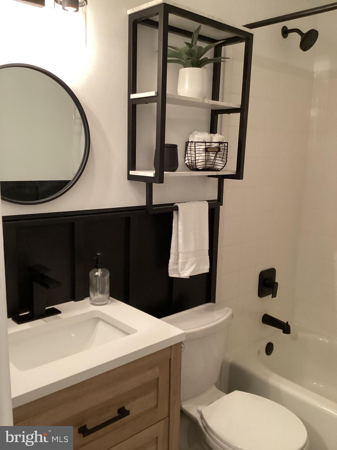 MONTCLAIR - Residential