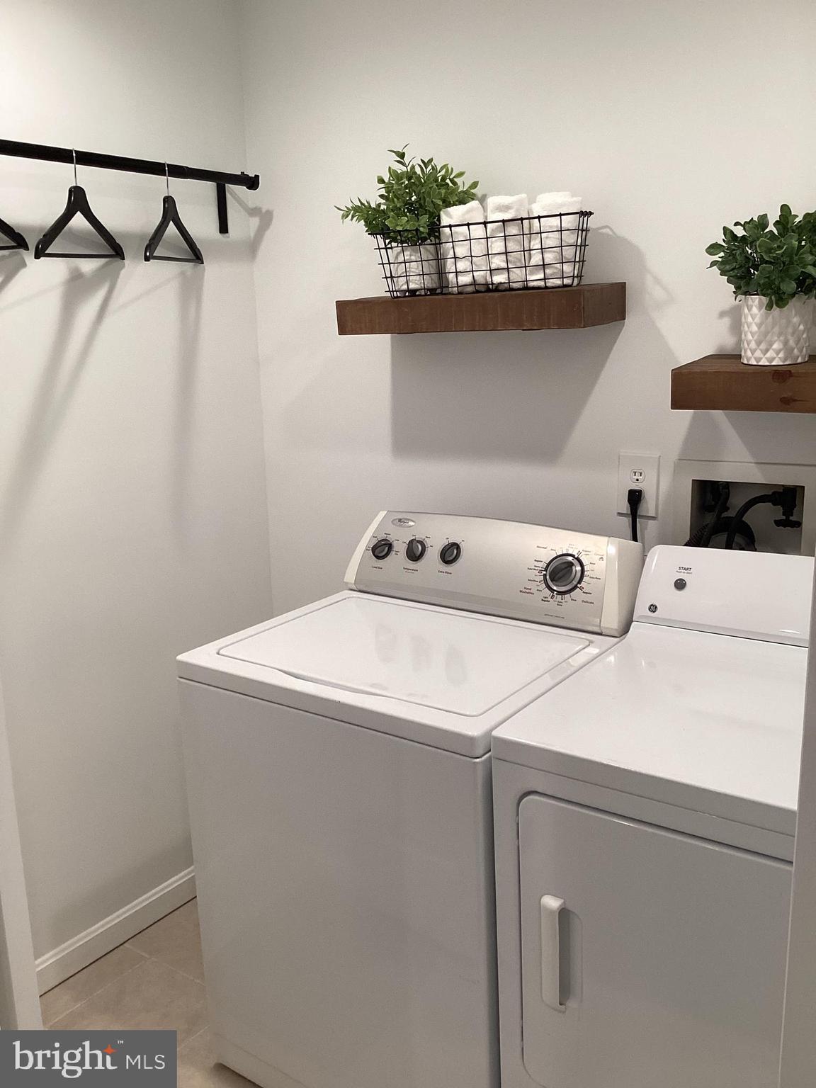 MONTCLAIR - Residential