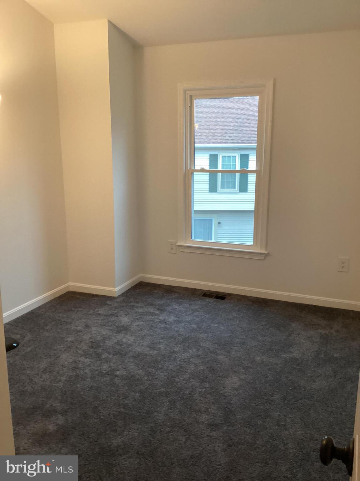 MONTCLAIR - Residential