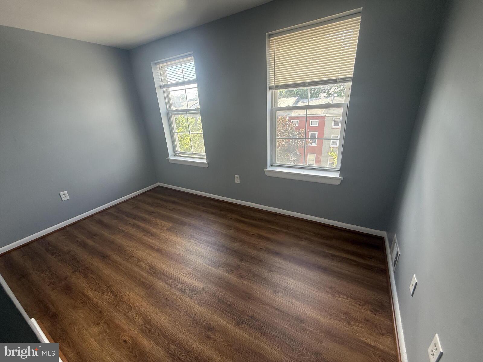 HOLLINS MARKET - Residential Lease