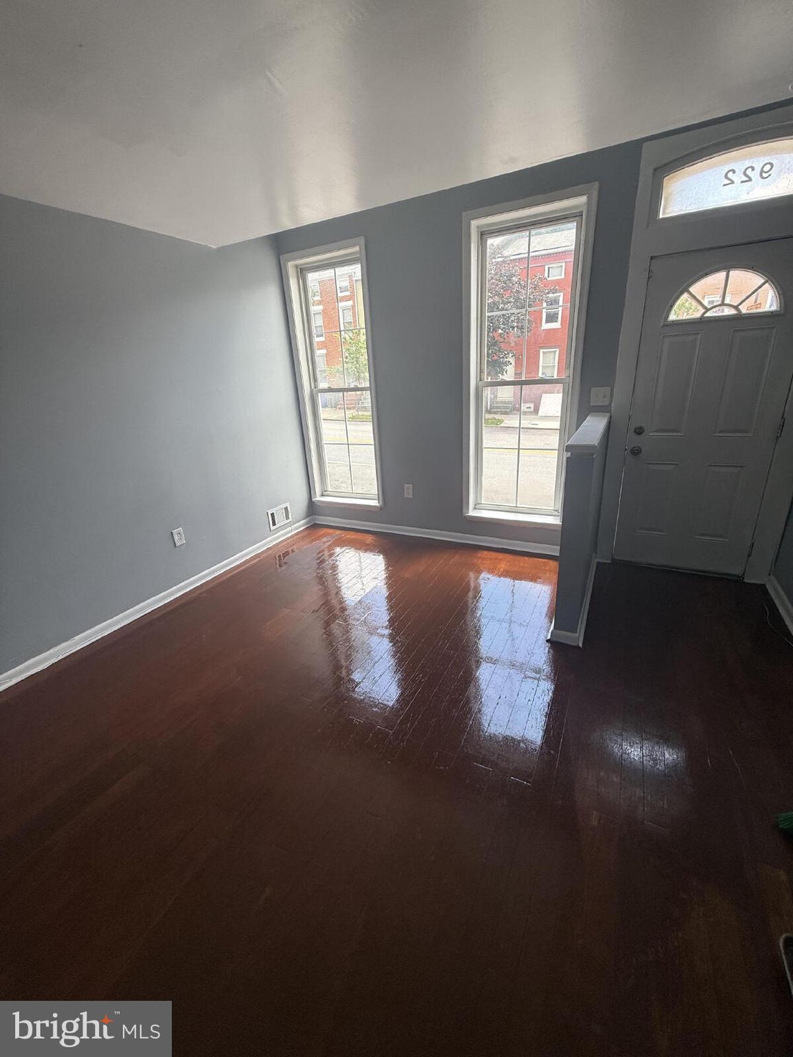 HOLLINS MARKET - Residential Lease