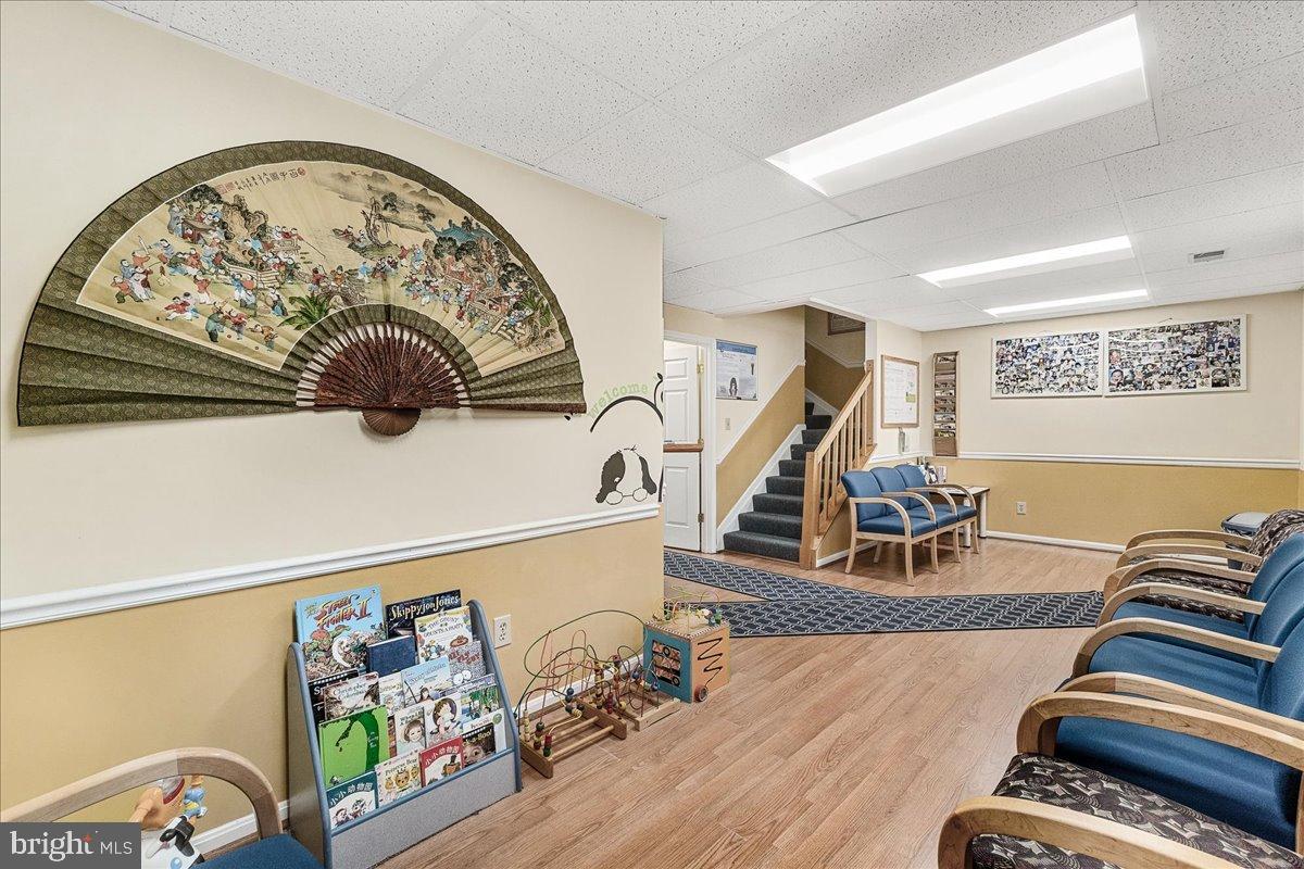 ELLICOTT CENTER - Residential