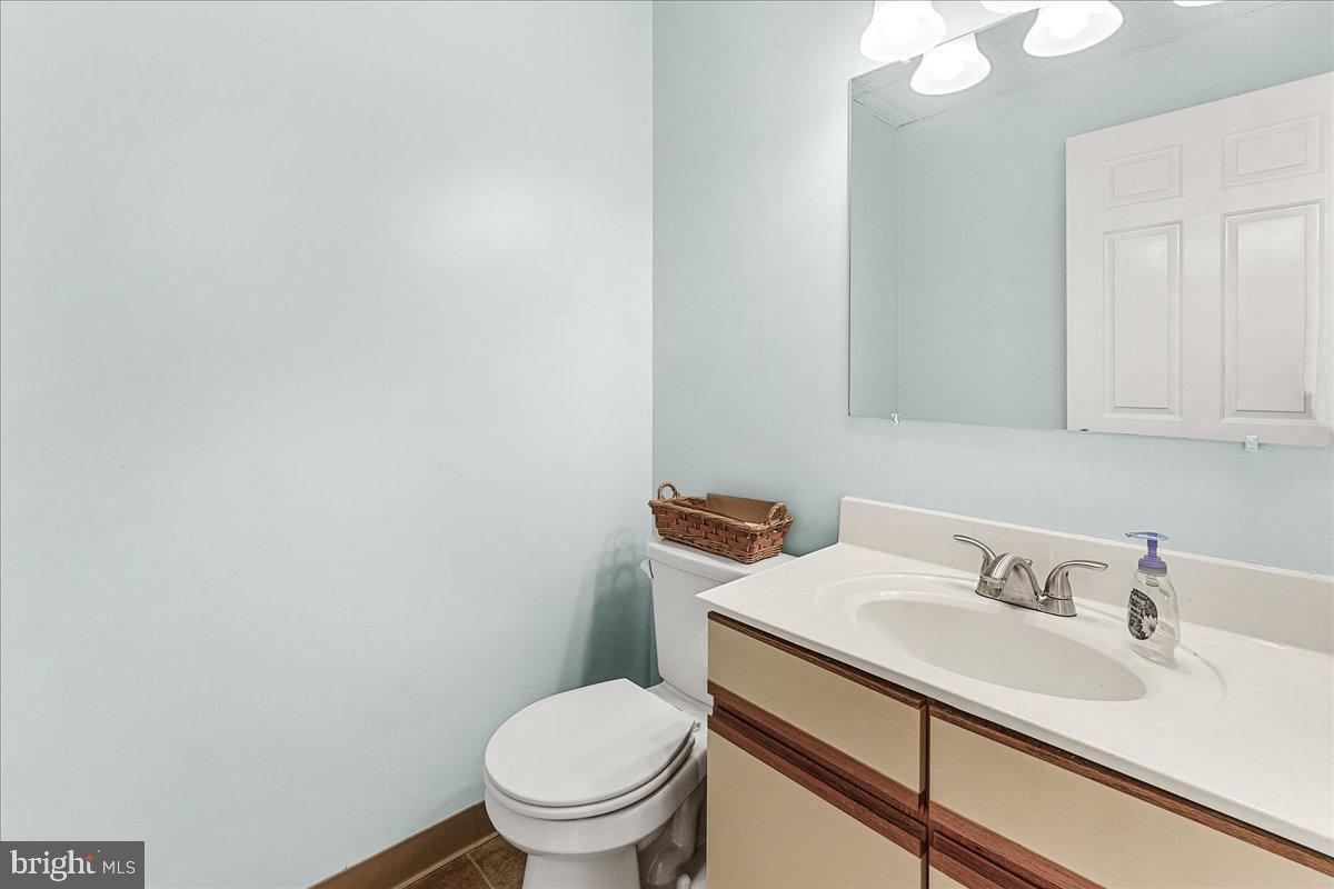 ELLICOTT CENTER - Residential