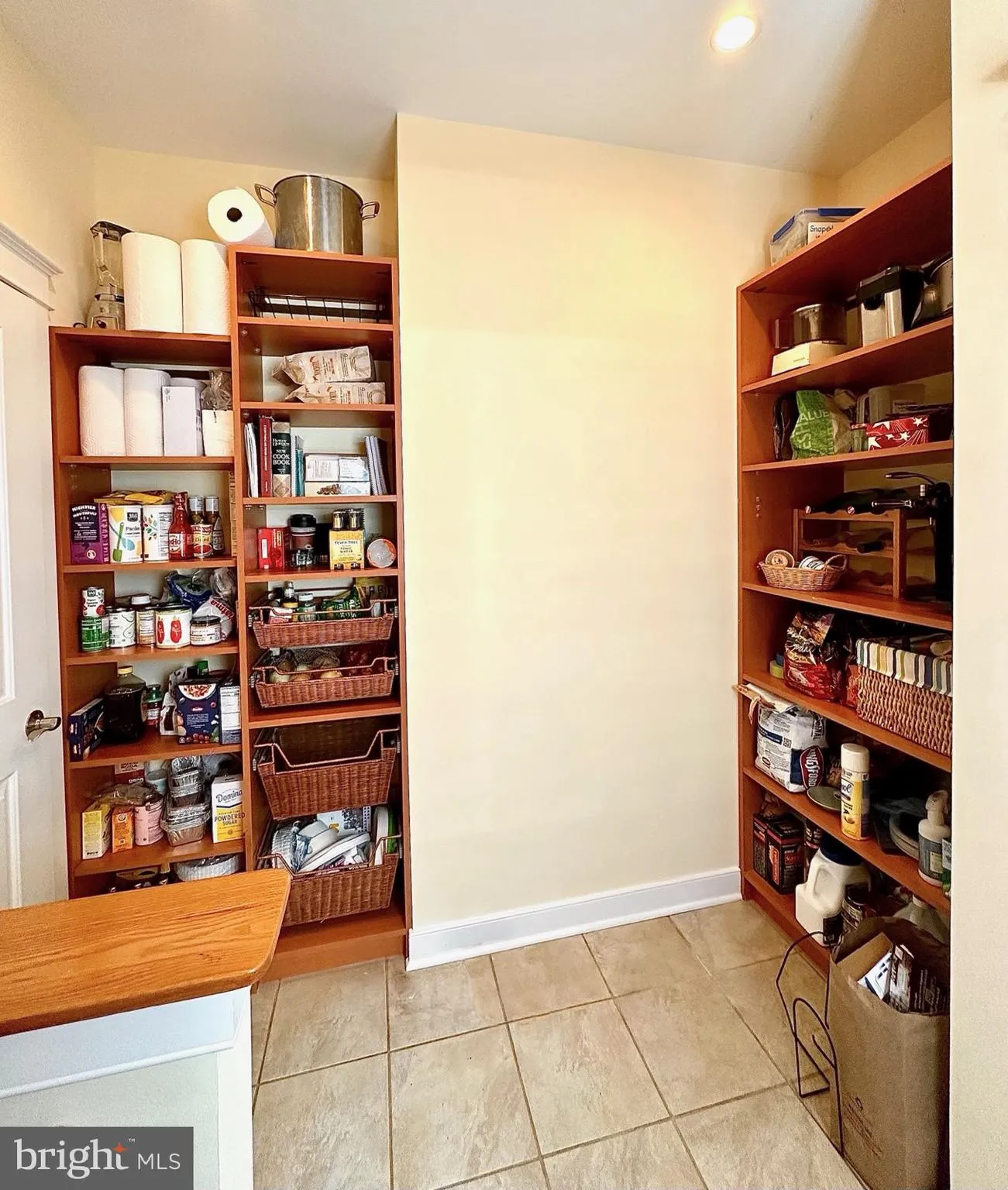 Annapolis, Maryland 21403, United States, 4 Bedrooms Bedrooms, ,3 BathroomsBathrooms,Residential,Active,132966