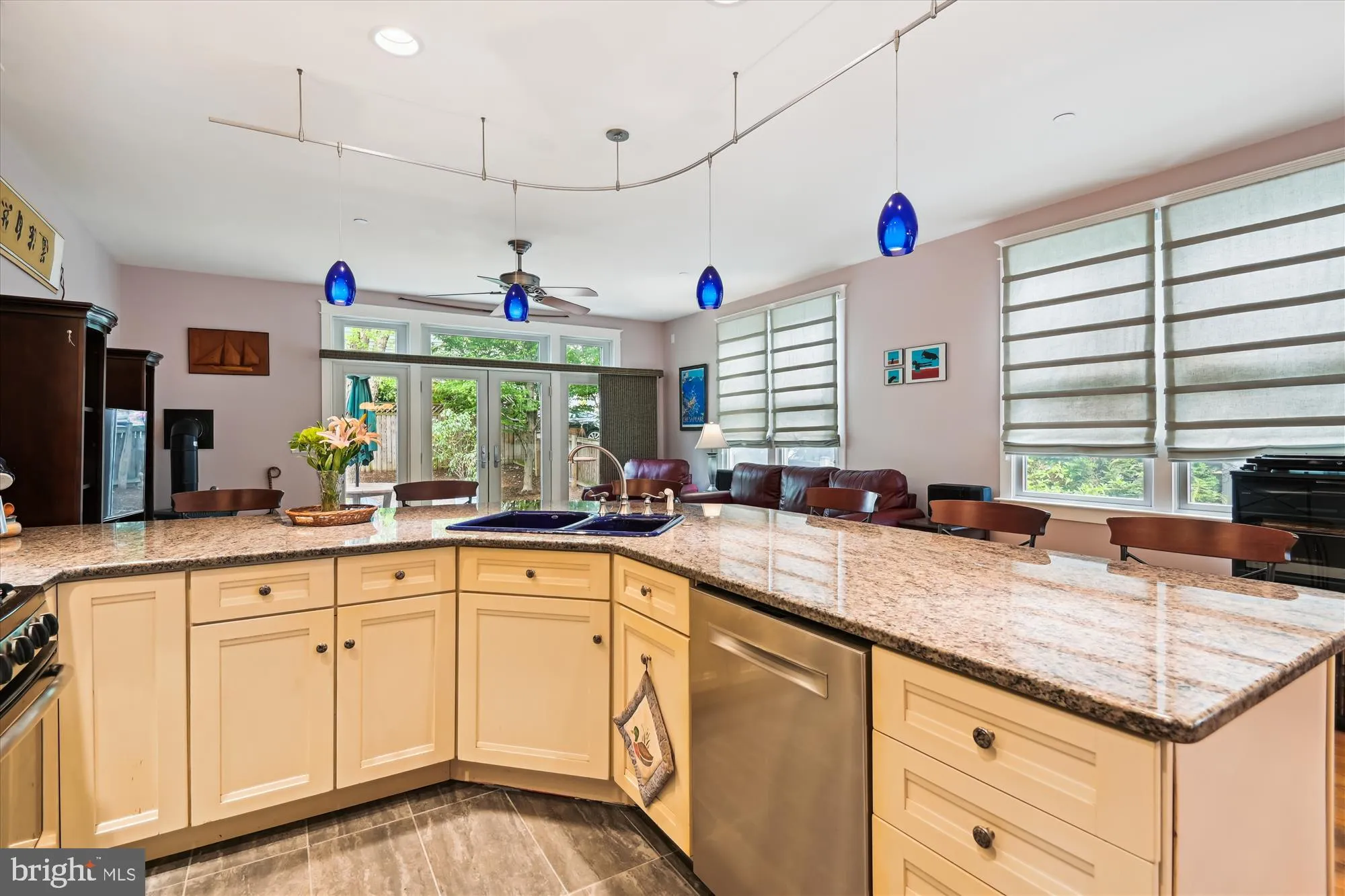 Annapolis, Maryland 21403, United States, 4 Bedrooms Bedrooms, ,3 BathroomsBathrooms,Residential,Active,132966