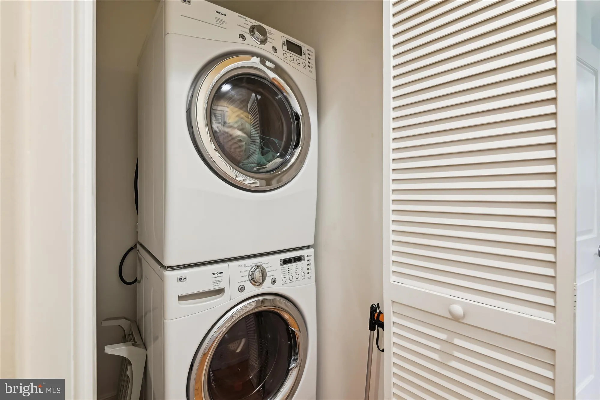 Annapolis, Maryland 21403, United States, 4 Bedrooms Bedrooms, ,3 BathroomsBathrooms,Residential,Active,132966