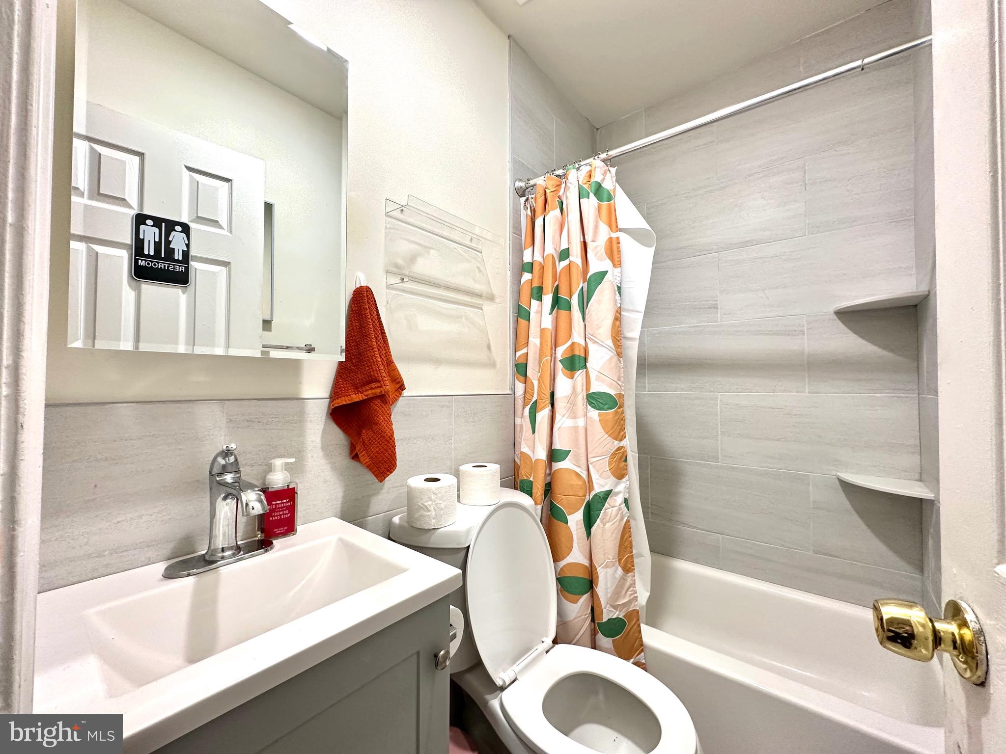 NORTH CENTRAL - Residential Lease