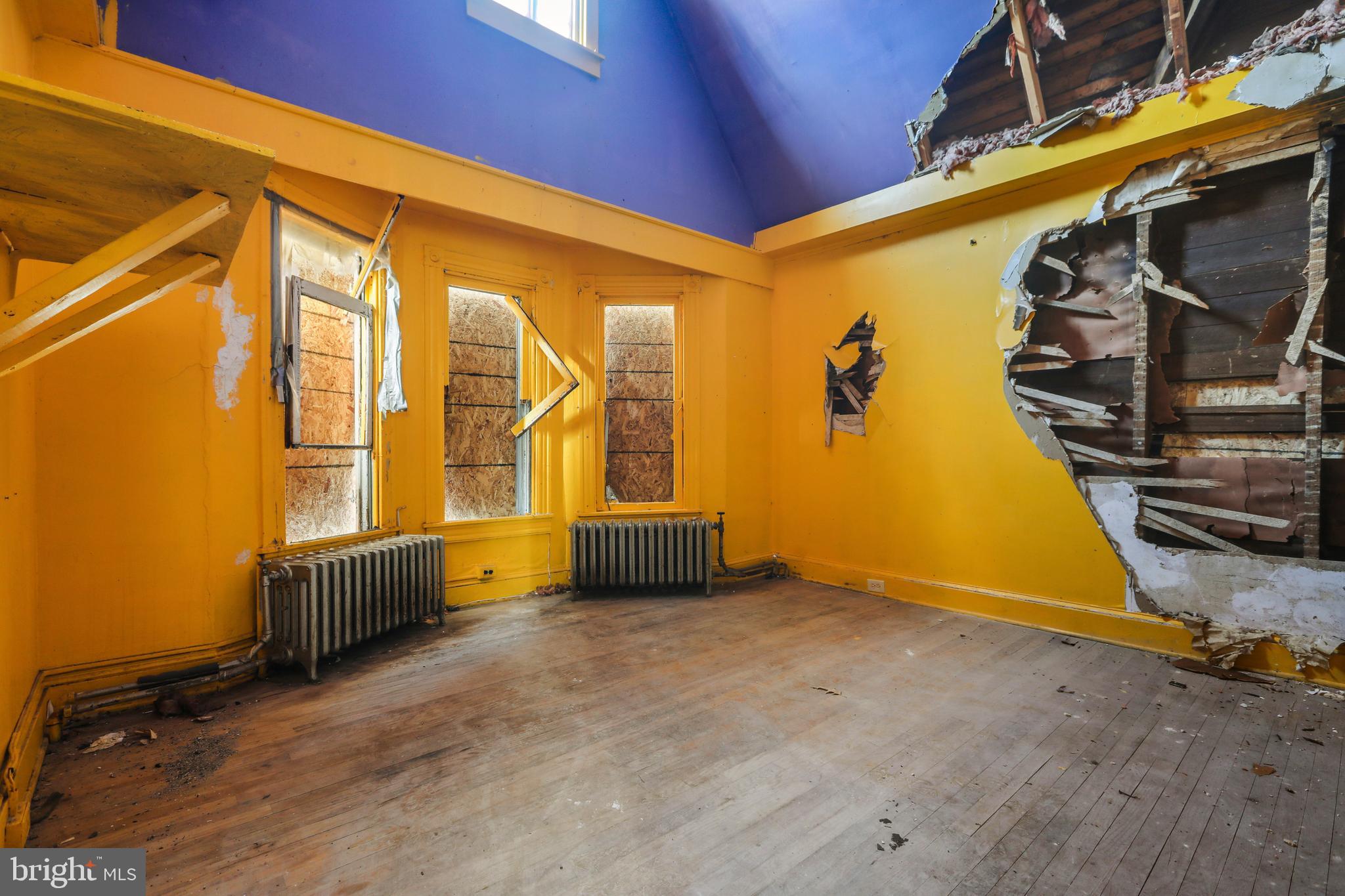 WOODBOURNE HEIGHTS - Residential