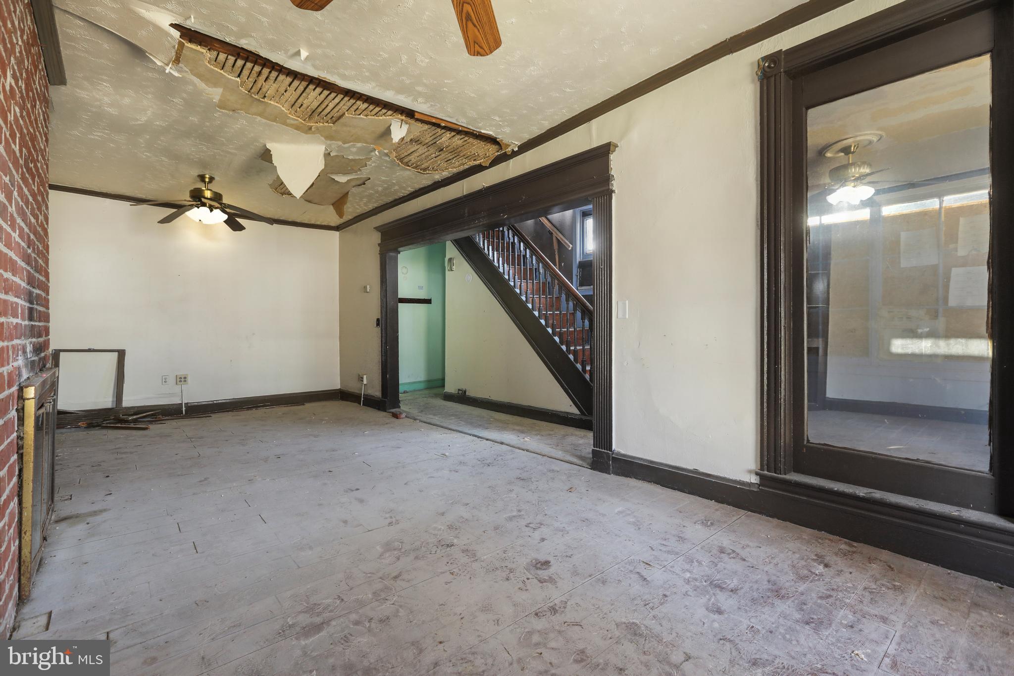 WOODBOURNE HEIGHTS - Residential