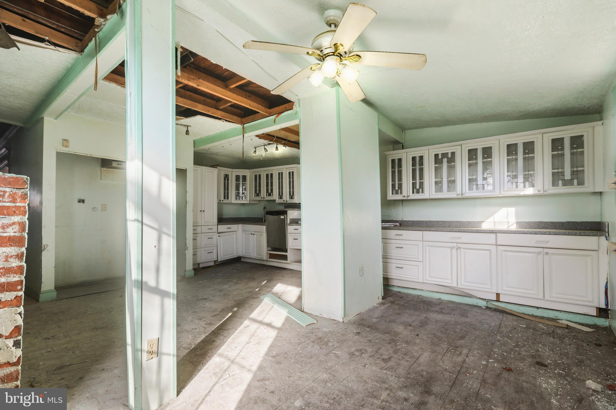 WOODBOURNE HEIGHTS - Residential