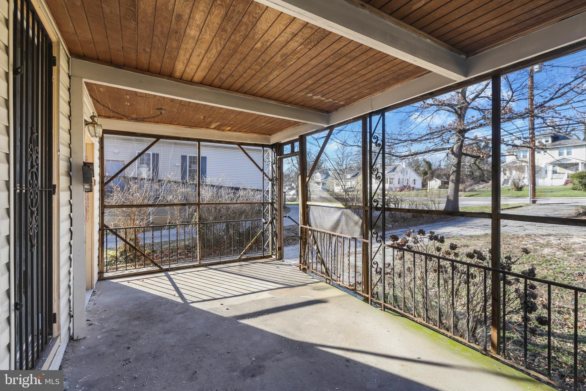 WOODBOURNE HEIGHTS - Residential