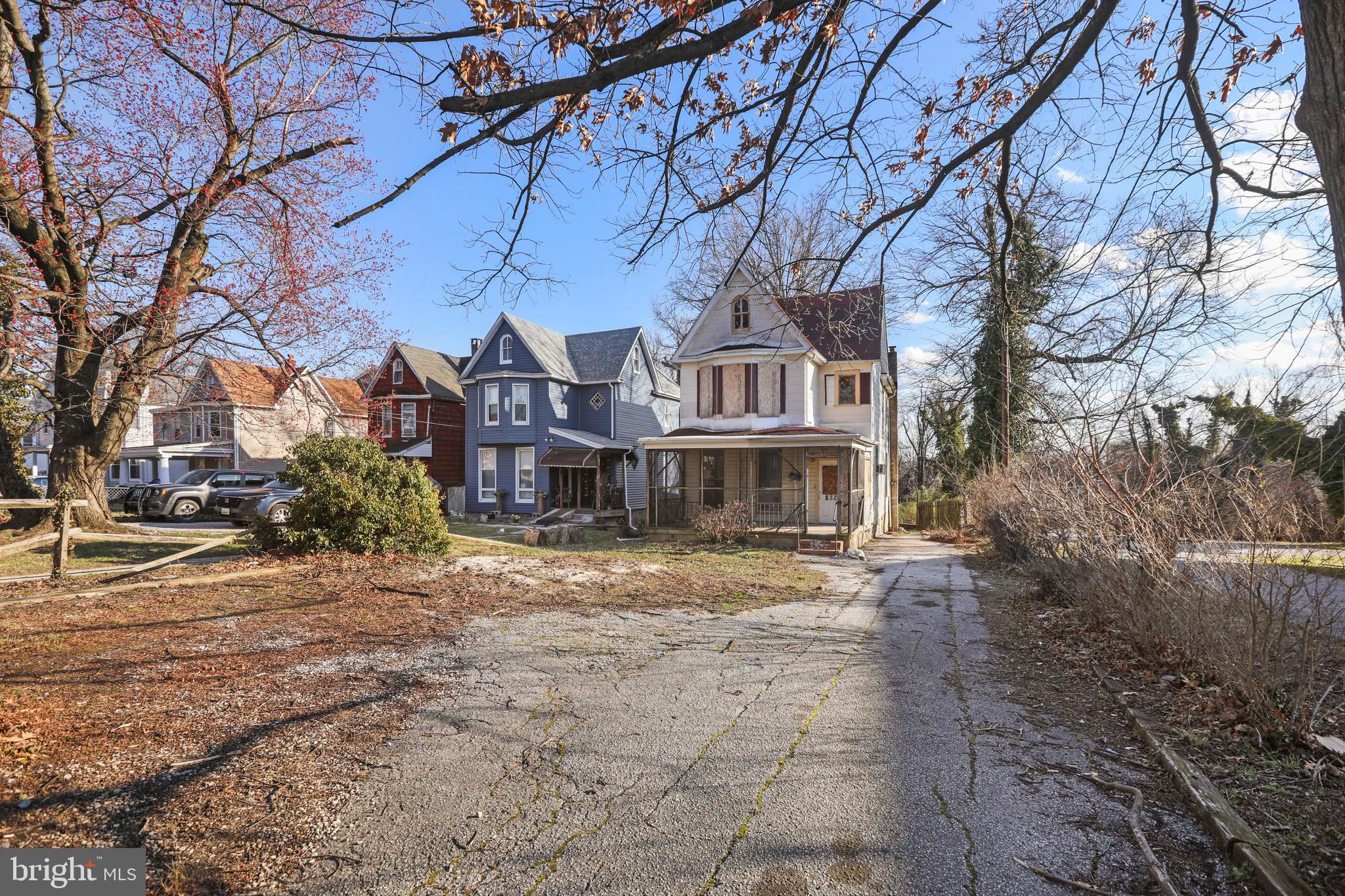 WOODBOURNE HEIGHTS - Residential