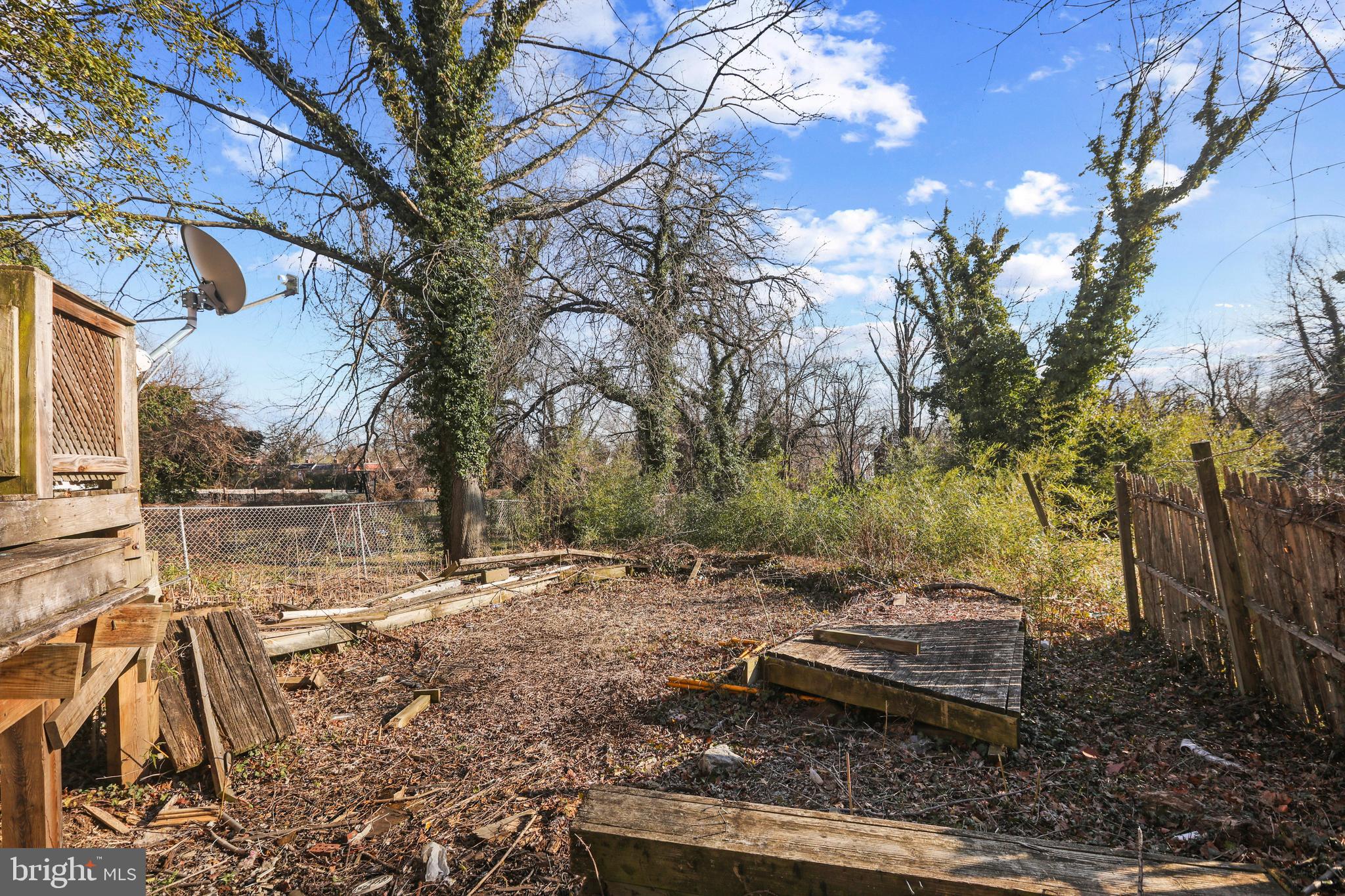 WOODBOURNE HEIGHTS - Residential