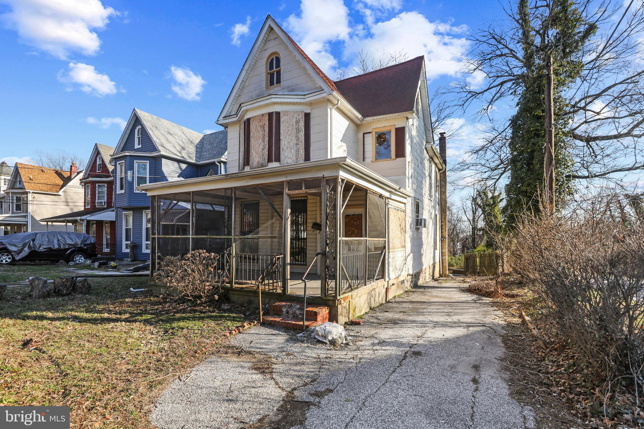 WOODBOURNE HEIGHTS - Residential