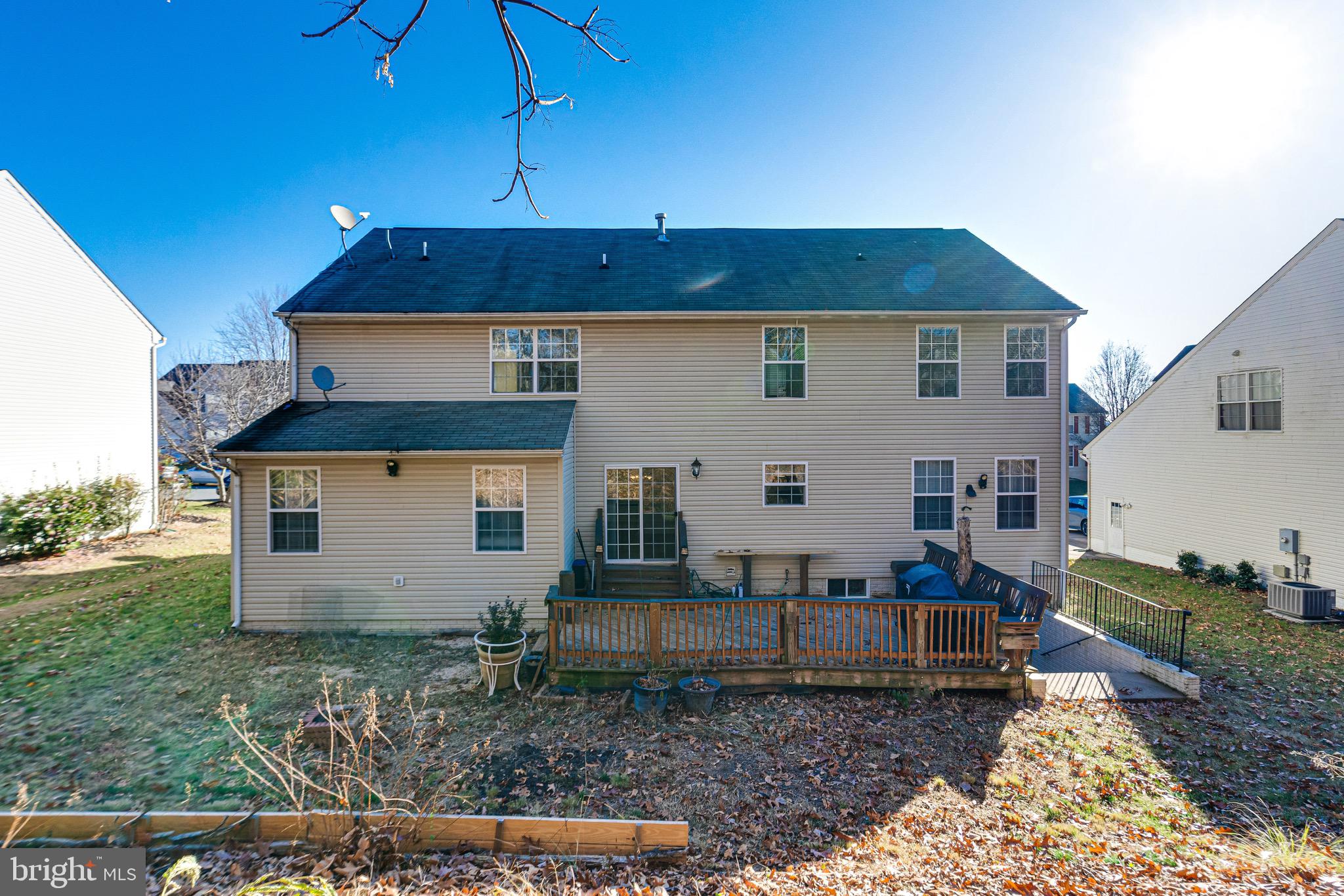 LEE'S CROSSING - Residential