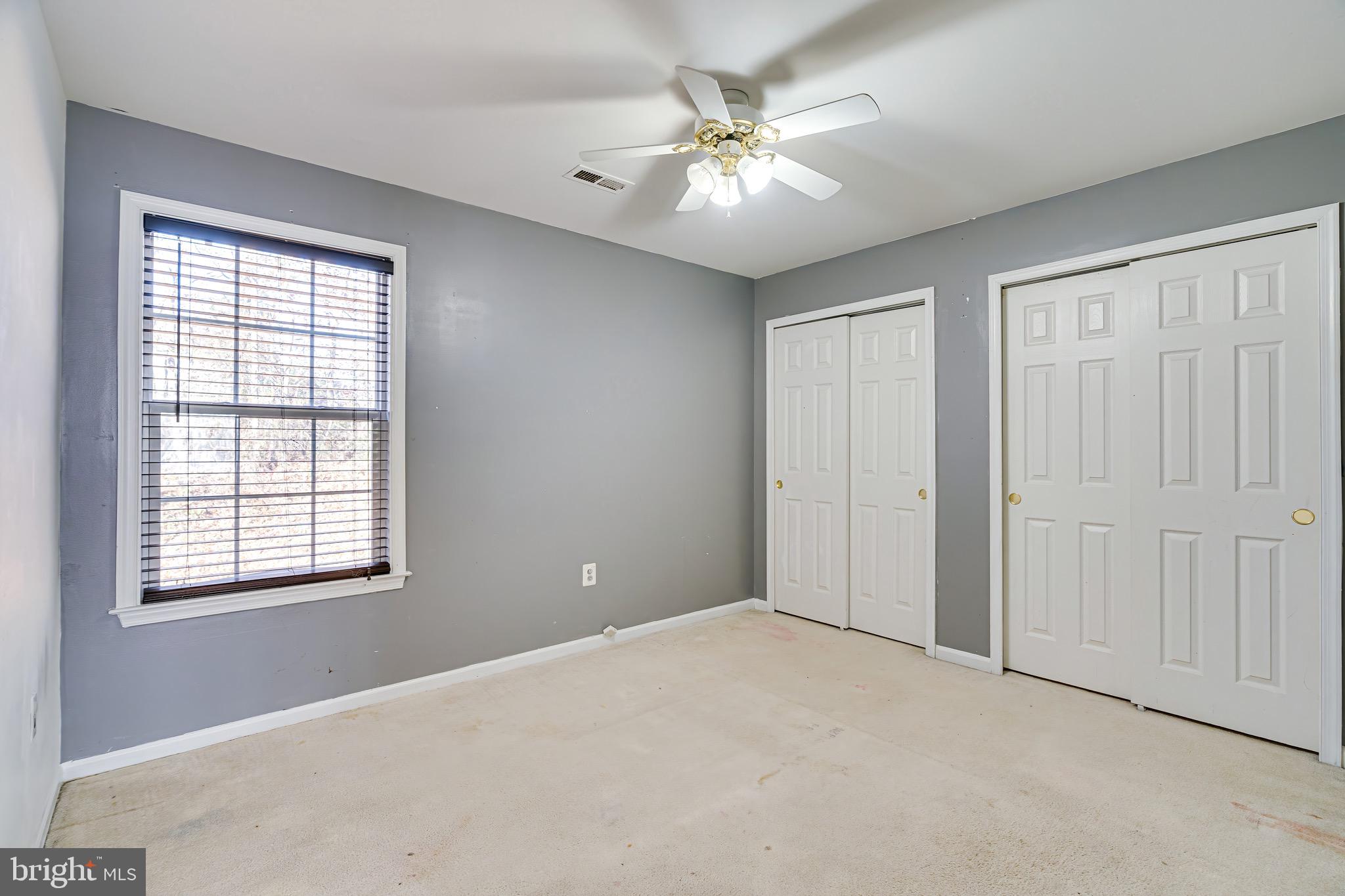 LEE'S CROSSING - Residential