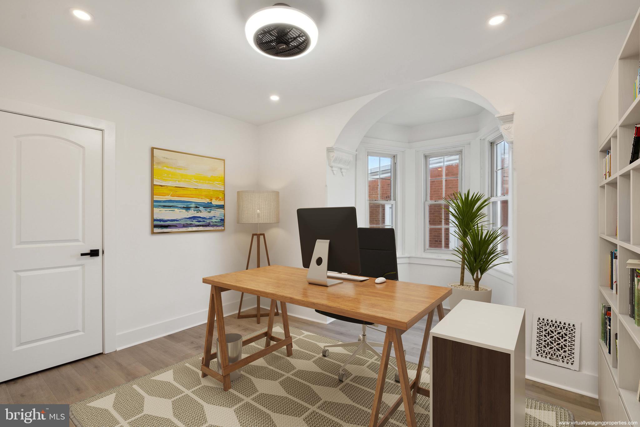 ROXBOROUGH - Residential