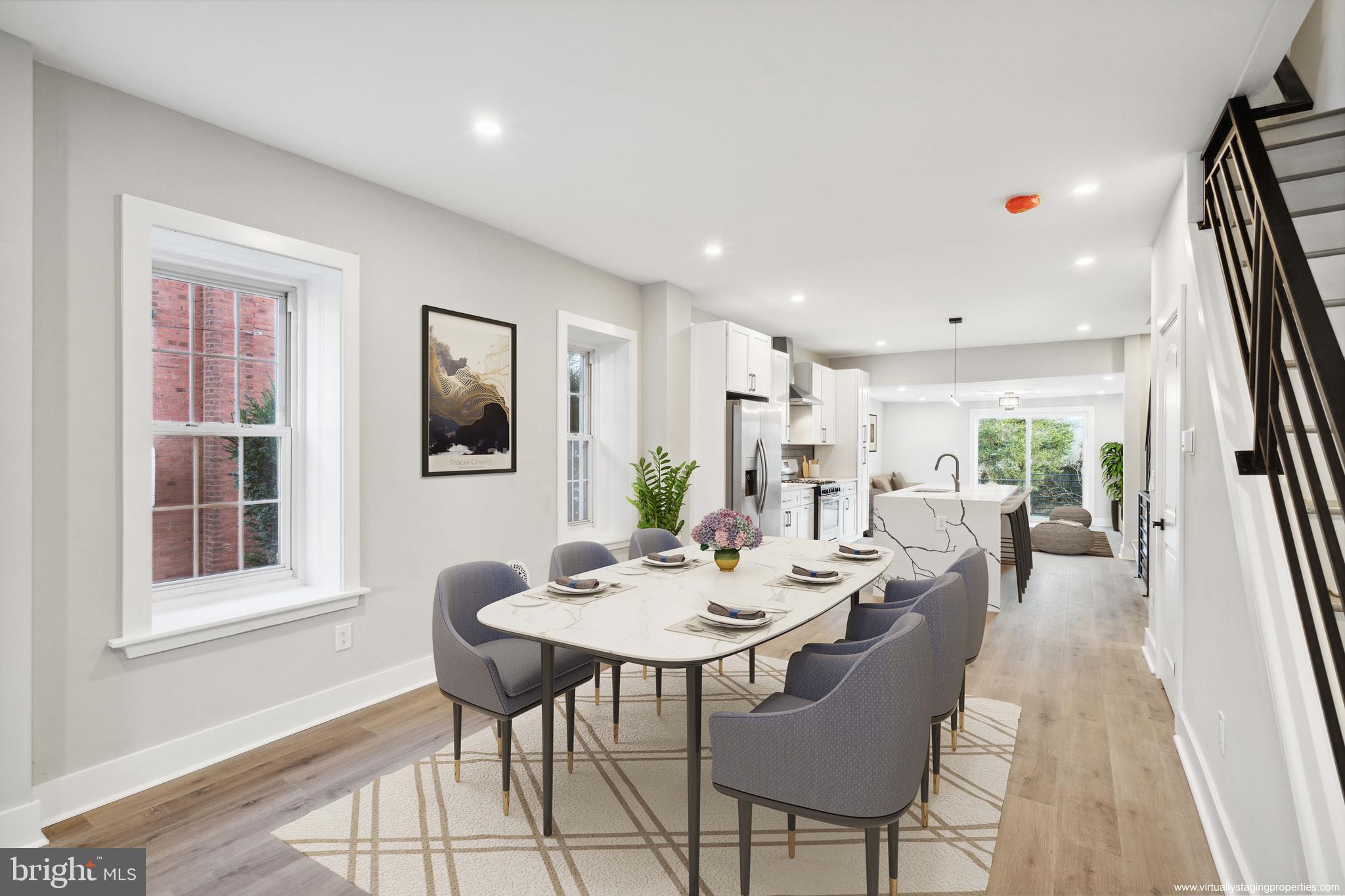 ROXBOROUGH - Residential