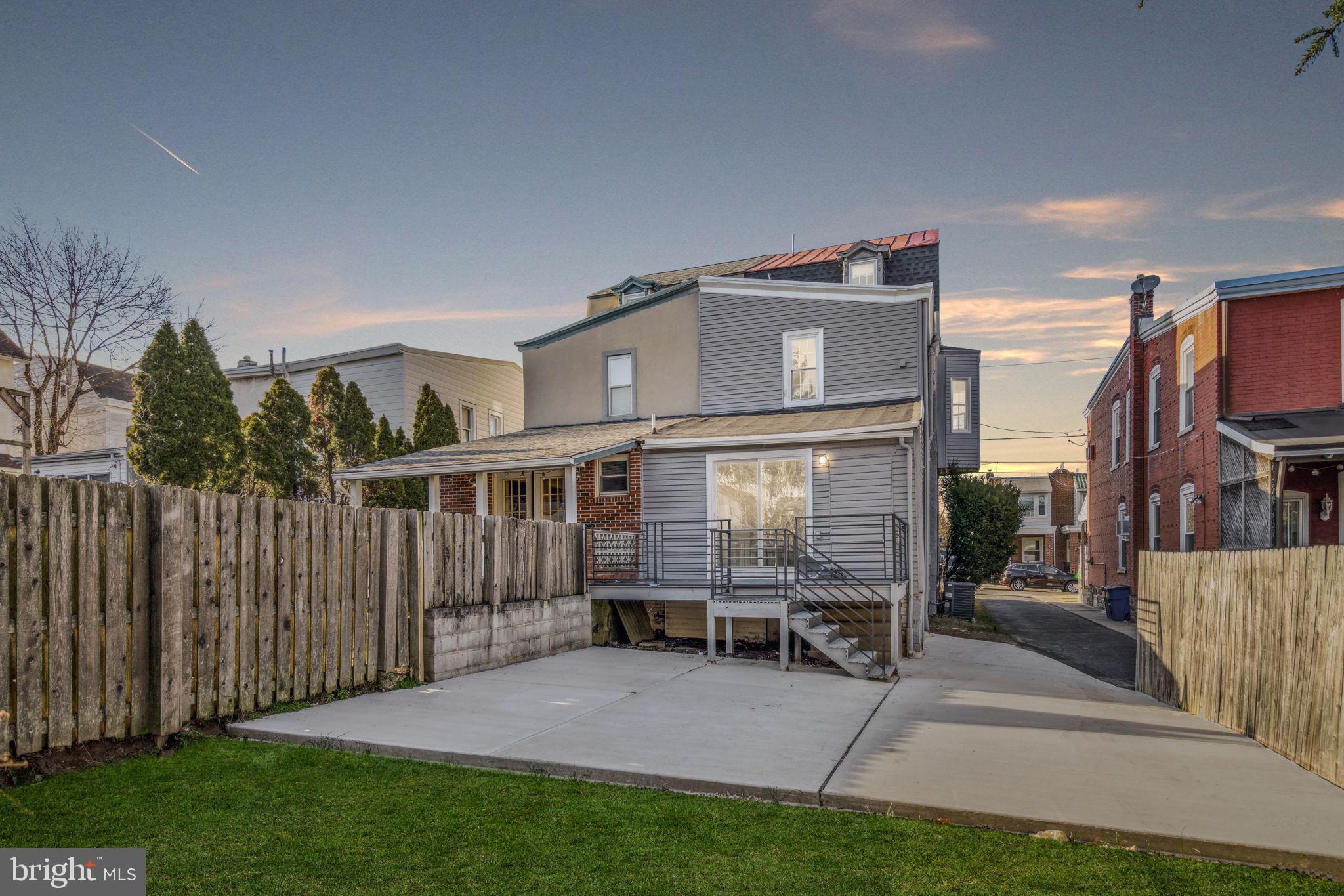 ROXBOROUGH - Residential