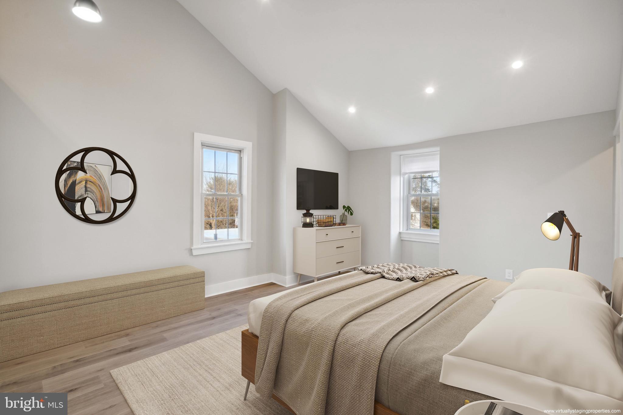 ROXBOROUGH - Residential