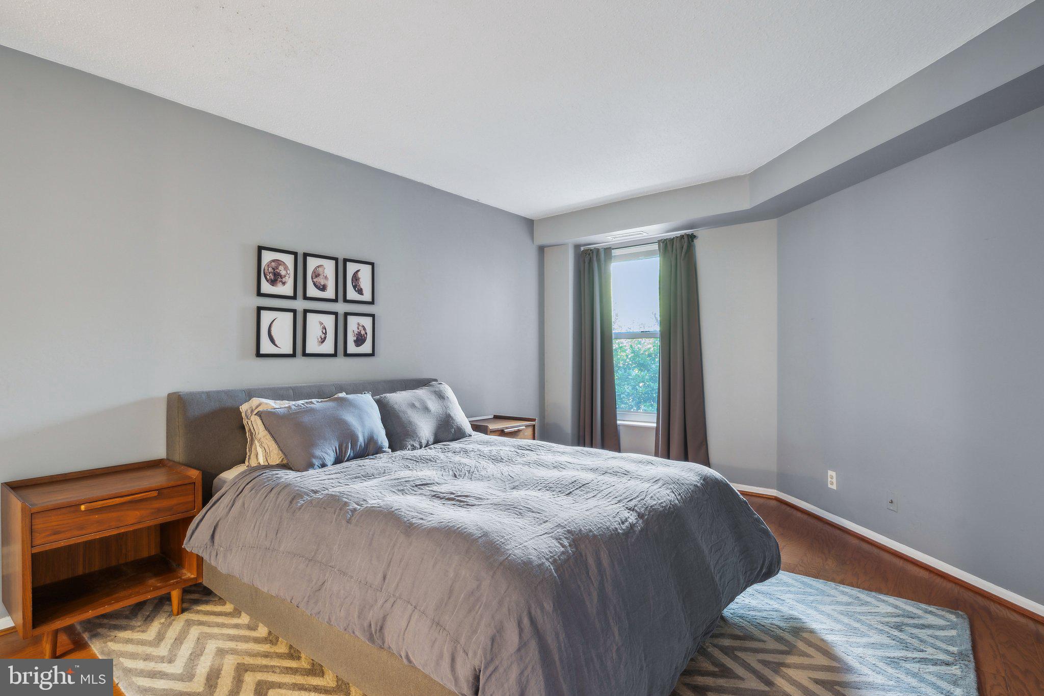 ASTORIA - Residential